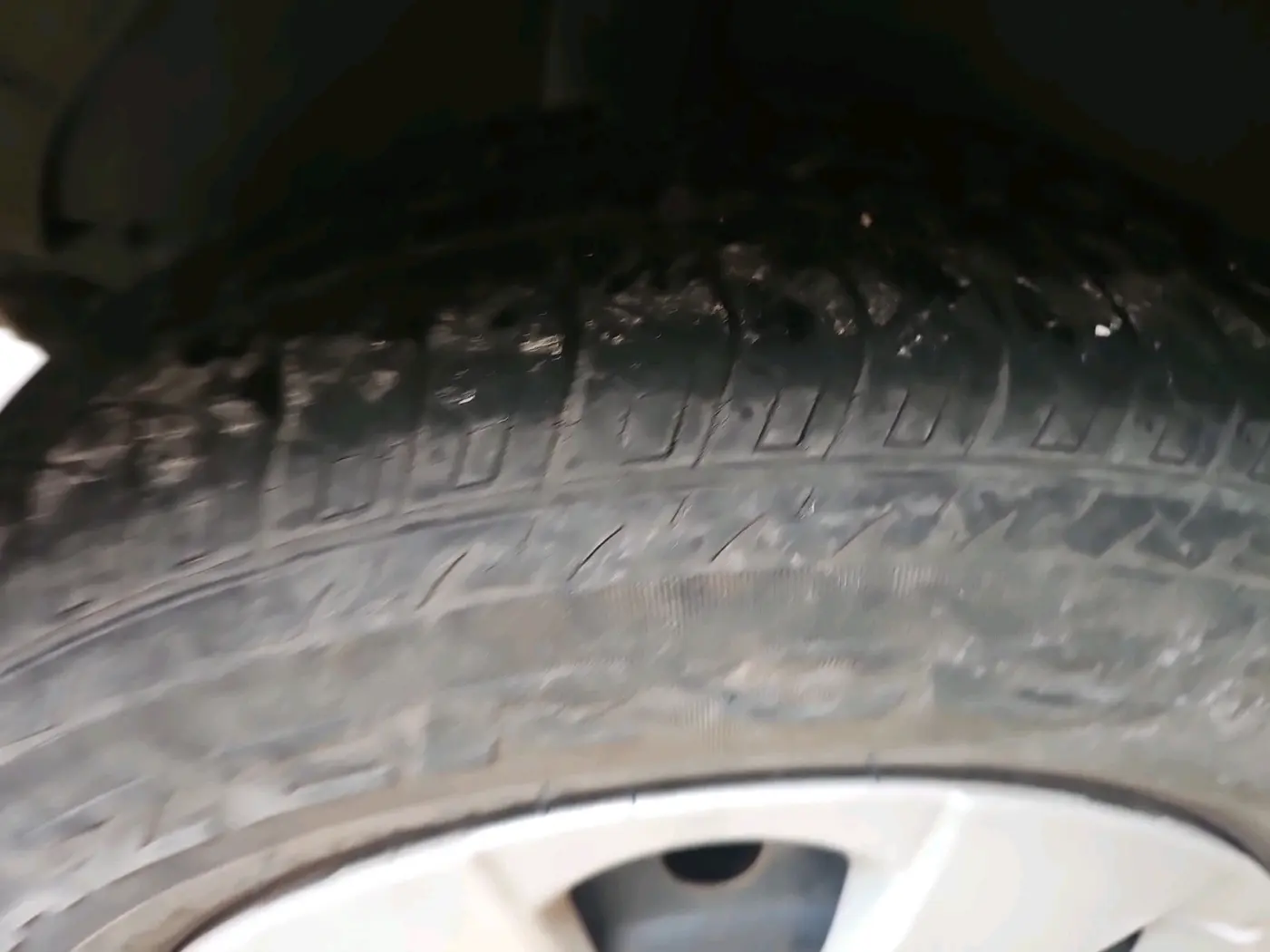 2012 Maruti Ritz VXI, Petrol, Manual, 60,952 km, tyre