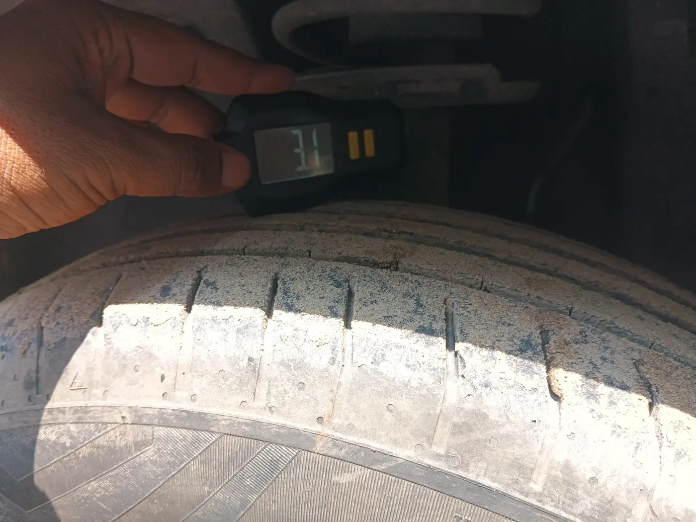 2022 Tata PUNCH ADVENTURE MT, Petrol, Manual, 21,187 km, tyre