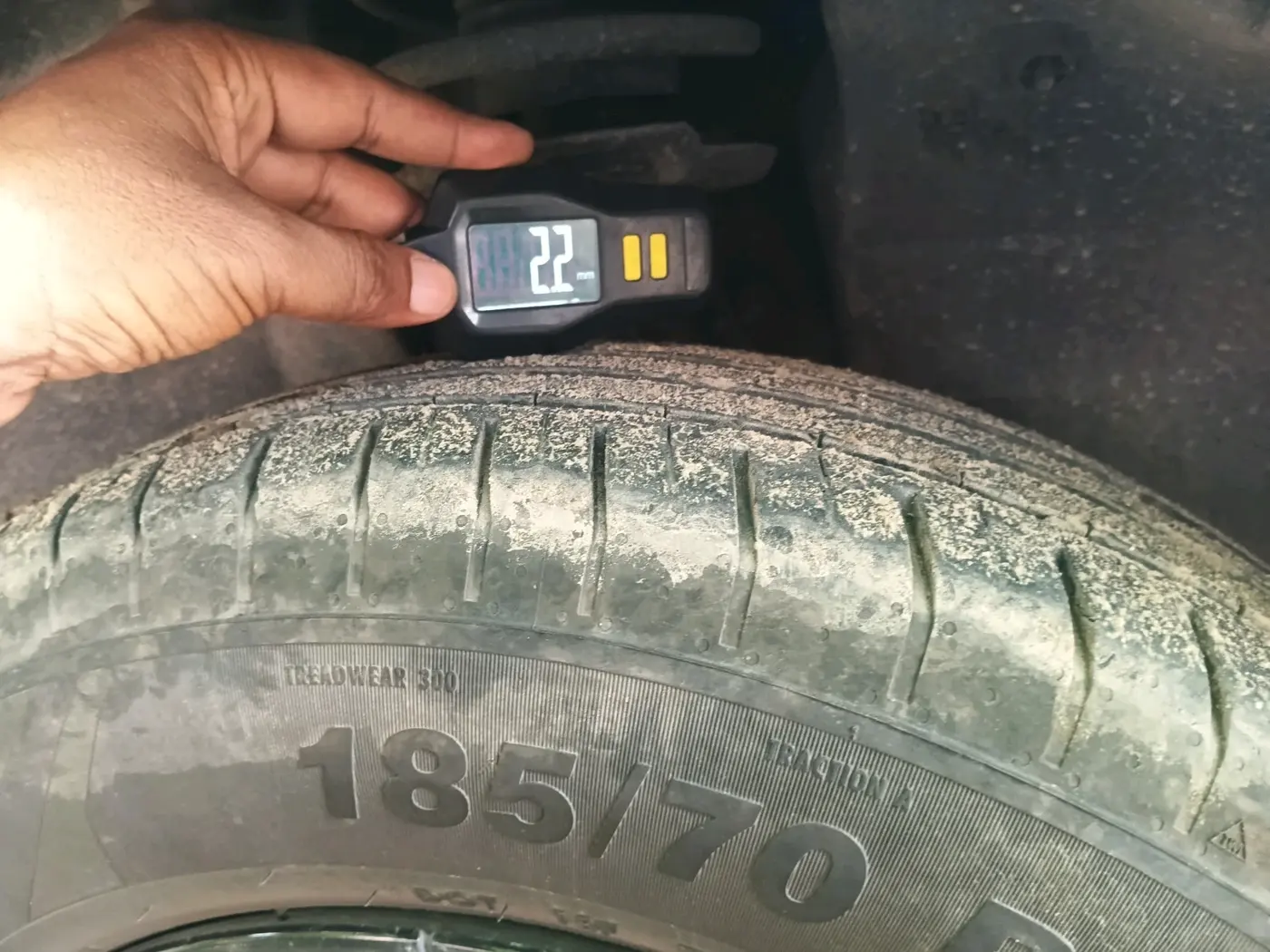 2022 Tata PUNCH ADVENTURE MT, Petrol, Manual, 21,187 km, tyre
