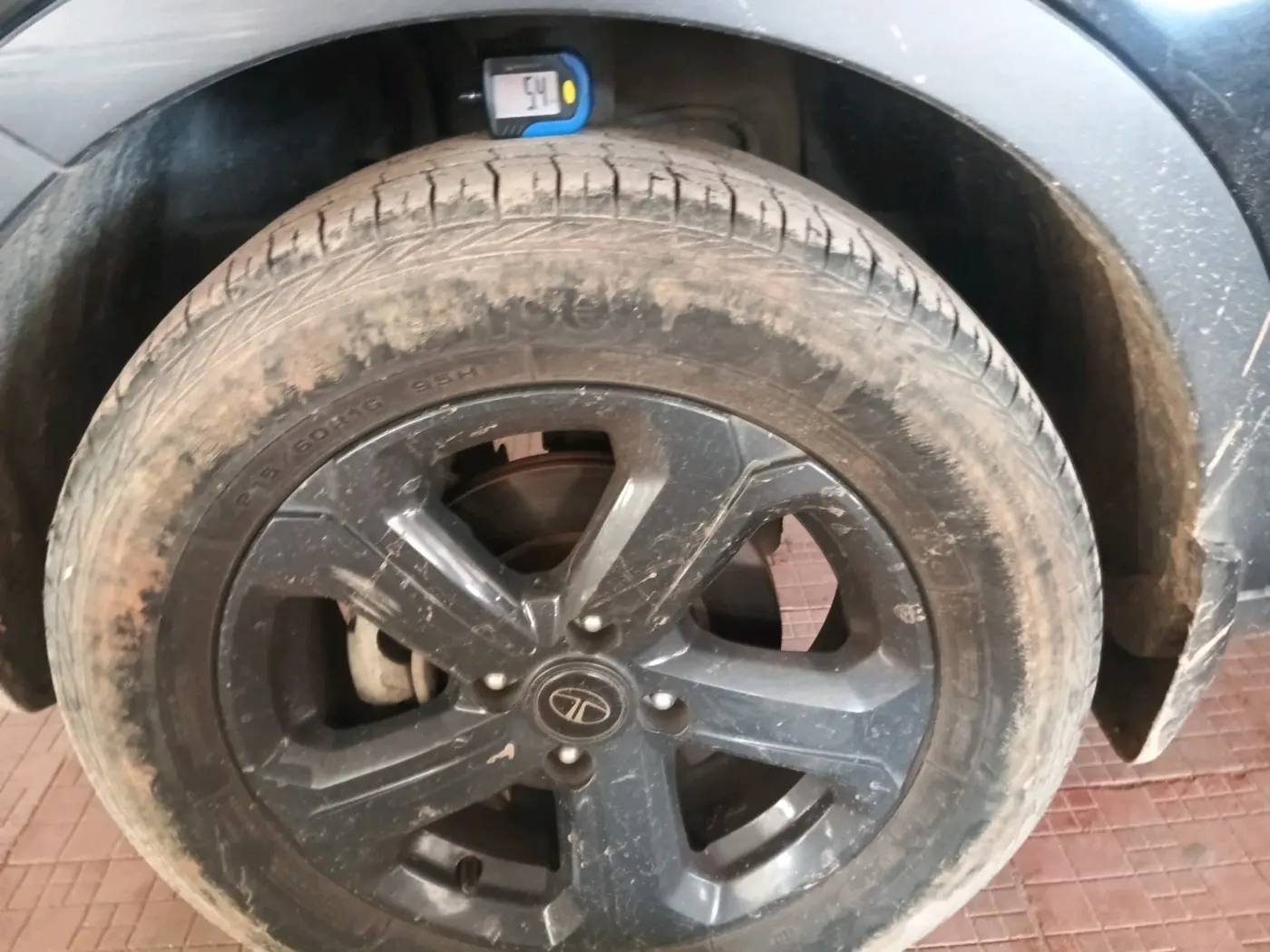 2022 Tata NEXON XZ PLUS (O) PETROL DARK EDITION, Petrol, Manual, 56,989 km, tyre