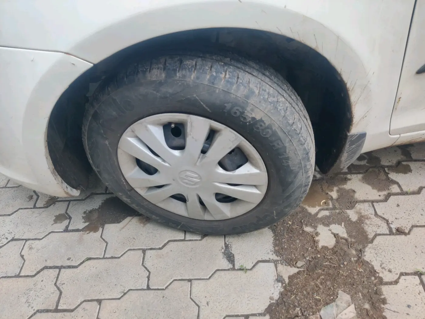 2012 Maruti Swift VDI, Diesel, Manual, 94,968 km, tyre