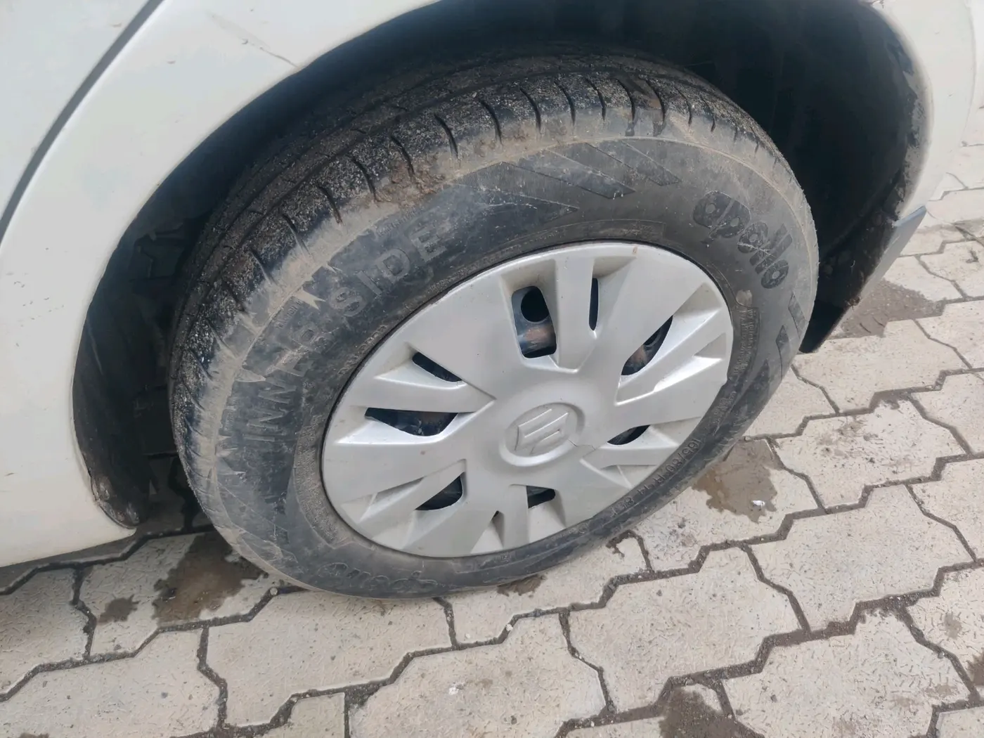 2012 Maruti Swift VDI, Diesel, Manual, 94,968 km, tyre