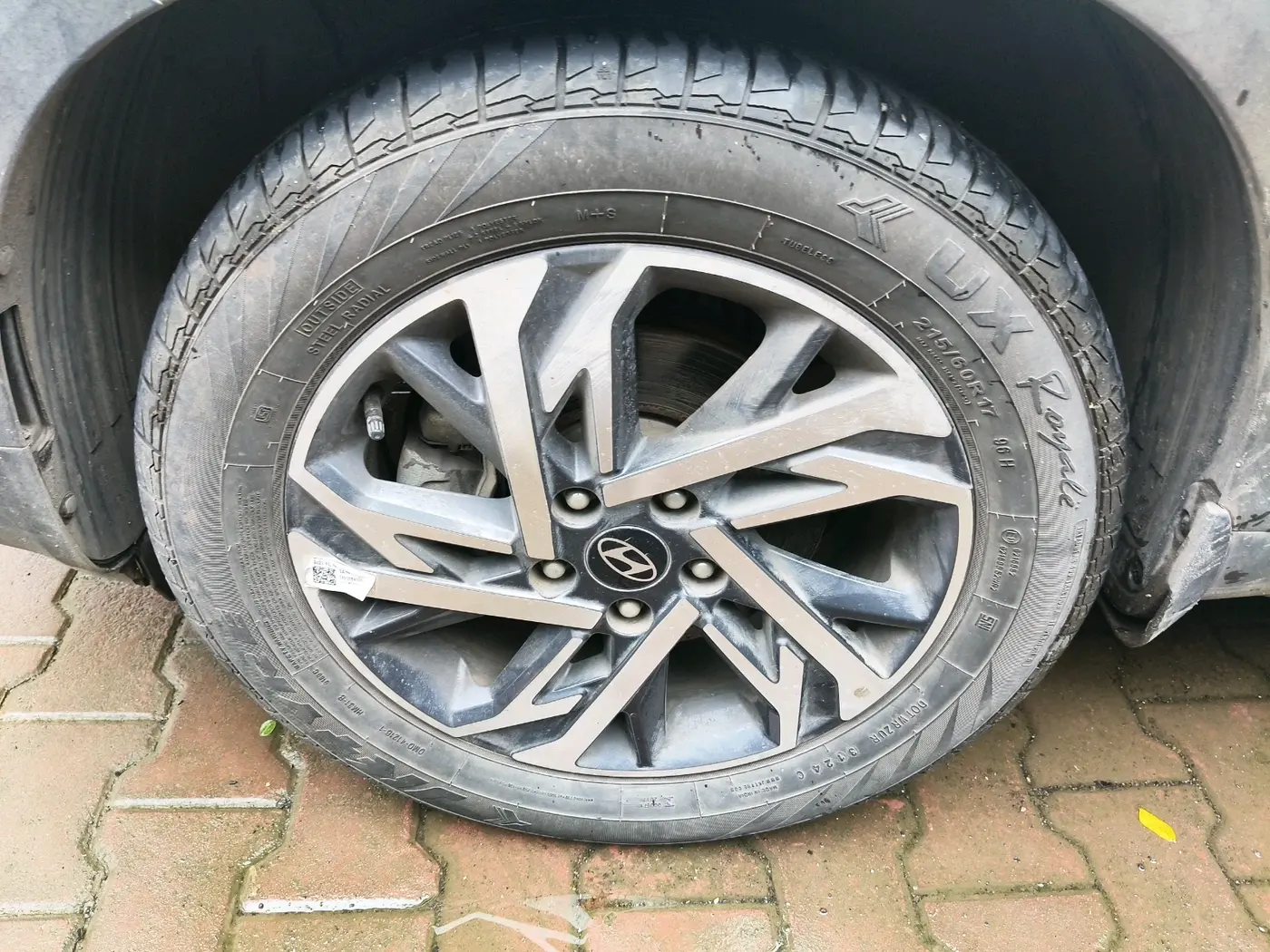 2024 Hyundai Creta SX (O) IVT 1.5 PETROL, Petrol, Automatic, 17,278 km, tyre