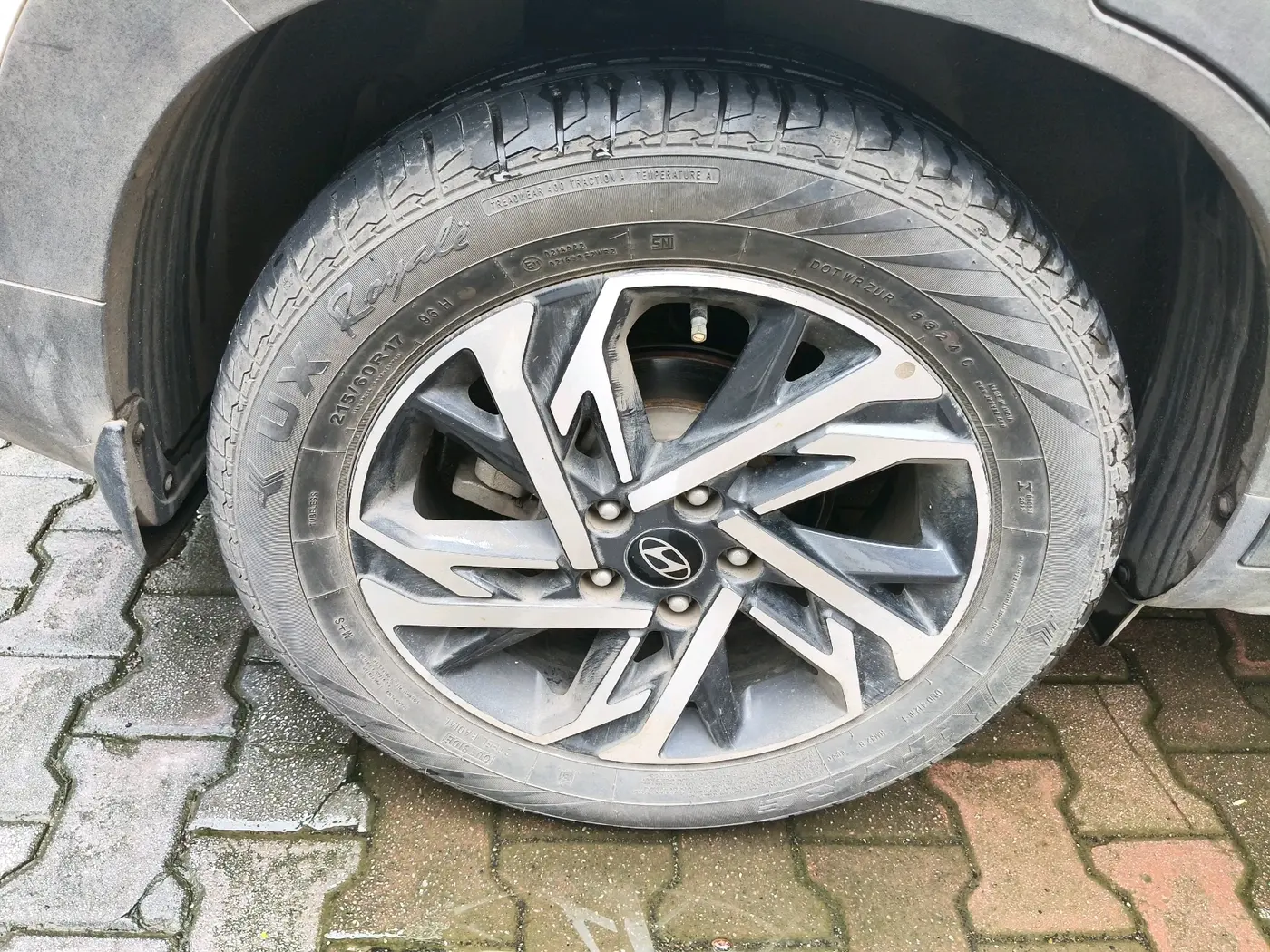 2024 Hyundai Creta SX (O) IVT 1.5 PETROL, Petrol, Automatic, 17,278 km, tyre