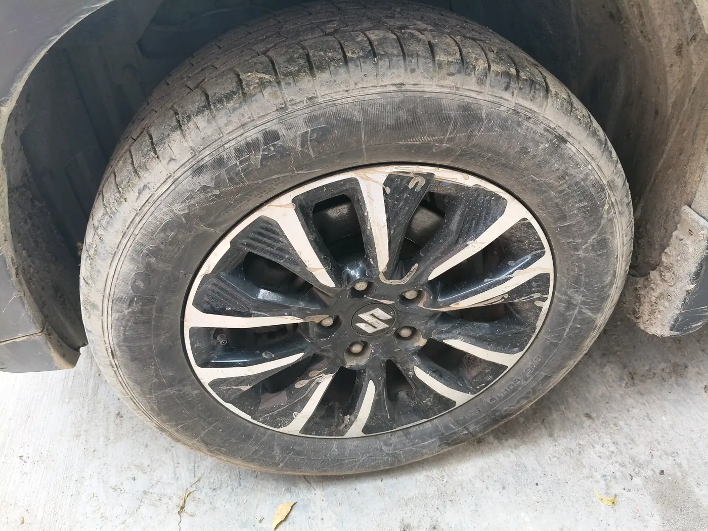 2020 Maruti Vitara Brezza ZXI PLUS, Petrol, Manual, 1,07,325 km, tyre