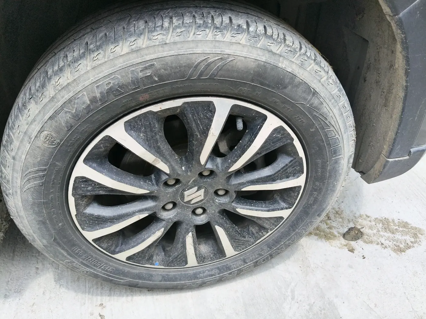 2020 Maruti Vitara Brezza ZXI PLUS, Petrol, Manual, 1,07,325 km, tyre