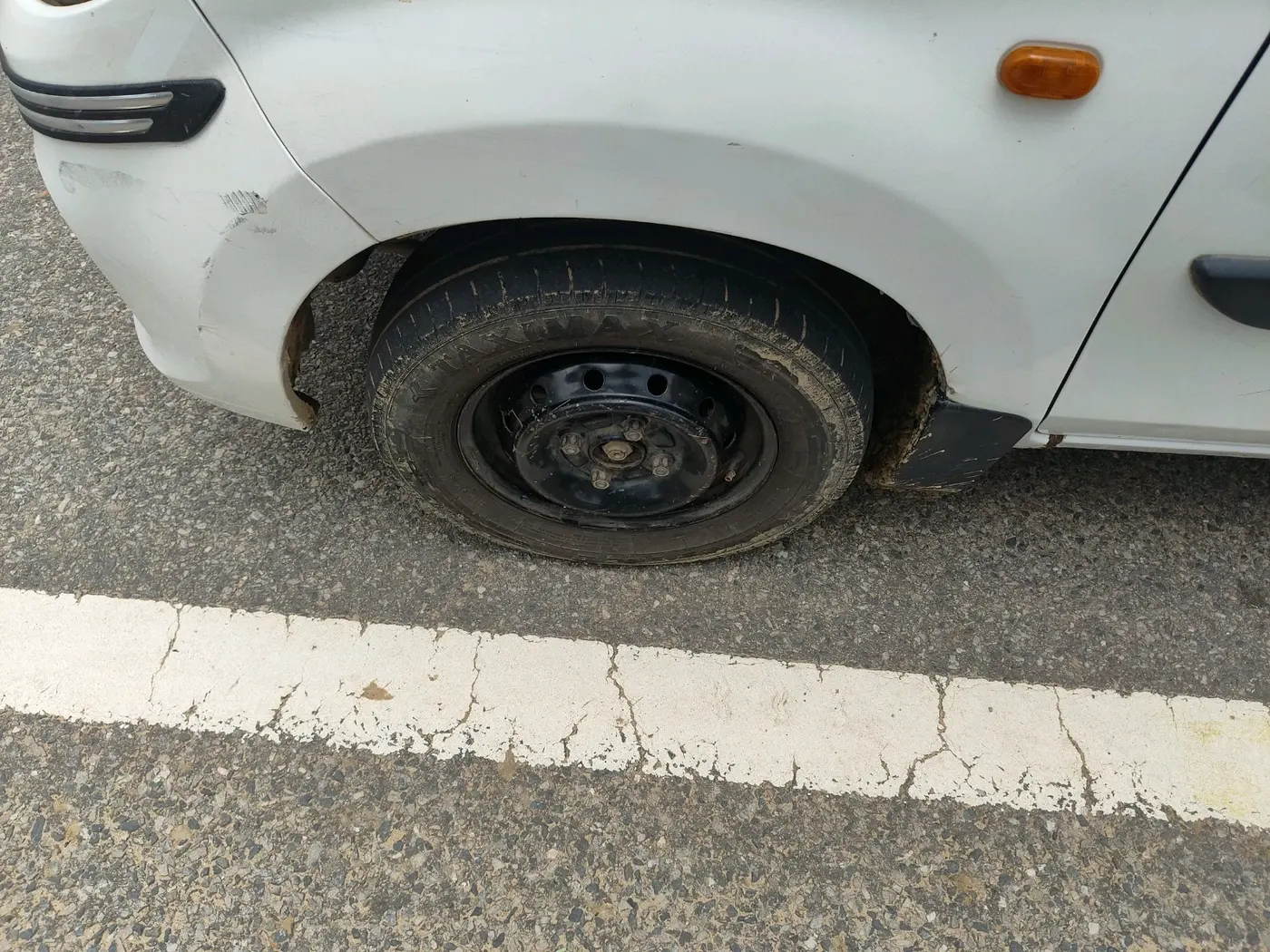 2018 Maruti Alto 800 LXI, Petrol, Manual, 94,854 km, tyre