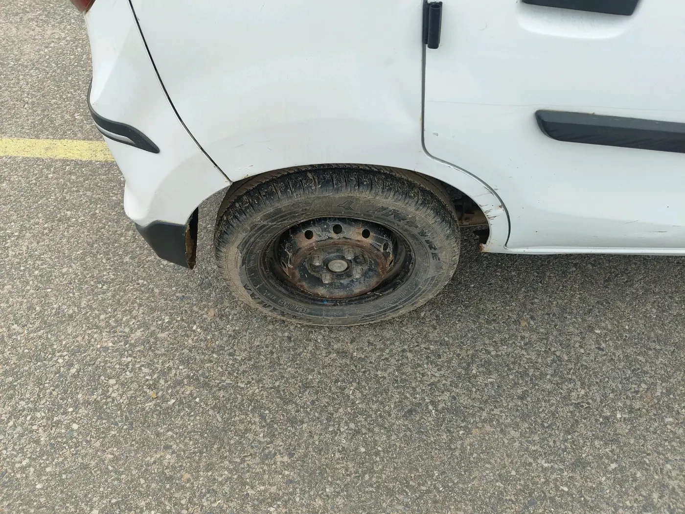 2018 Maruti Alto 800 LXI, Petrol, Manual, 94,854 km, tyre