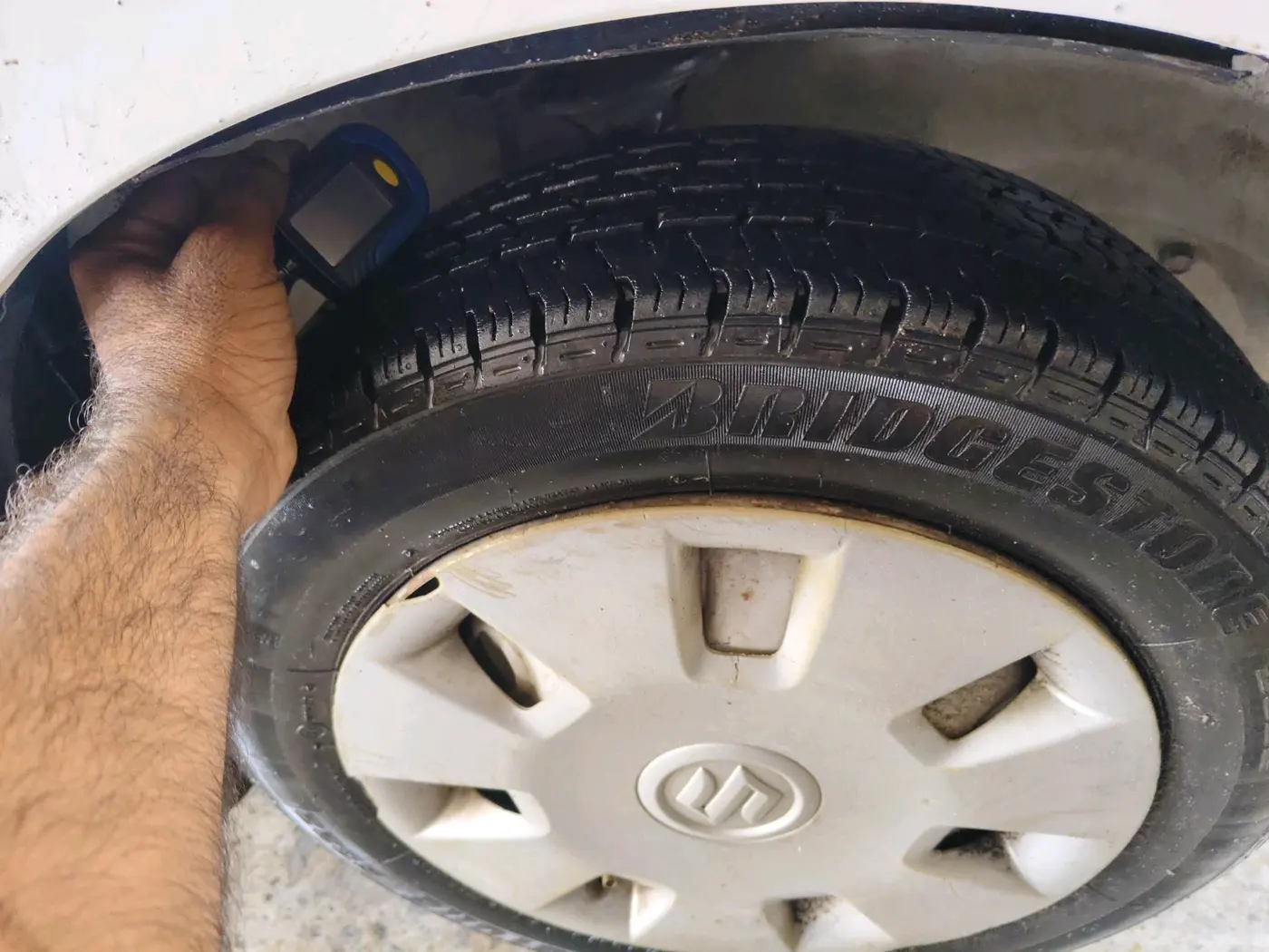 2016 Maruti Alto K10 LXI, CNG, Manual, 1,30,811 km, tyre