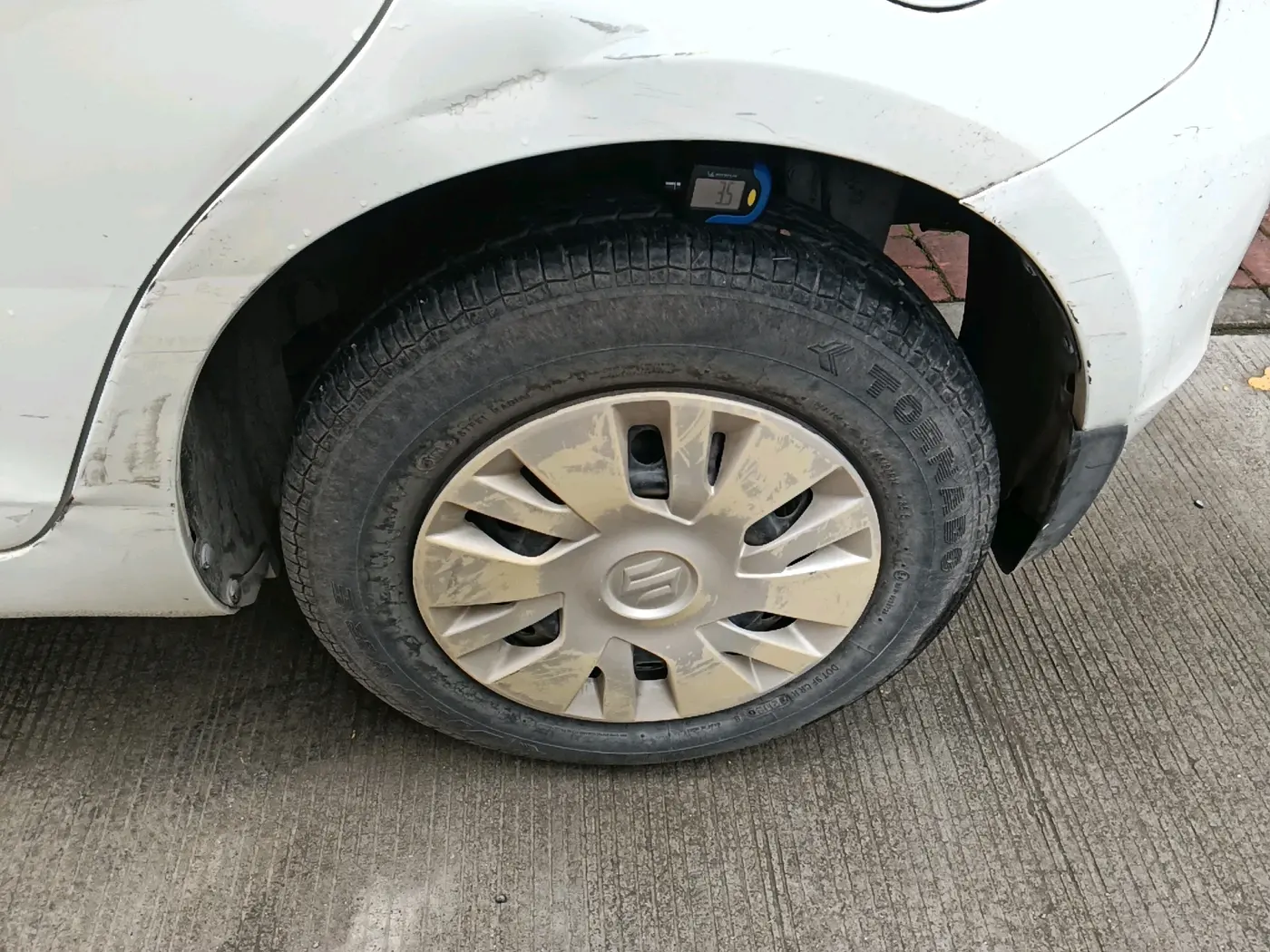 2012 Maruti Swift VXI, Petrol, Manual, 25,697 km, tyre