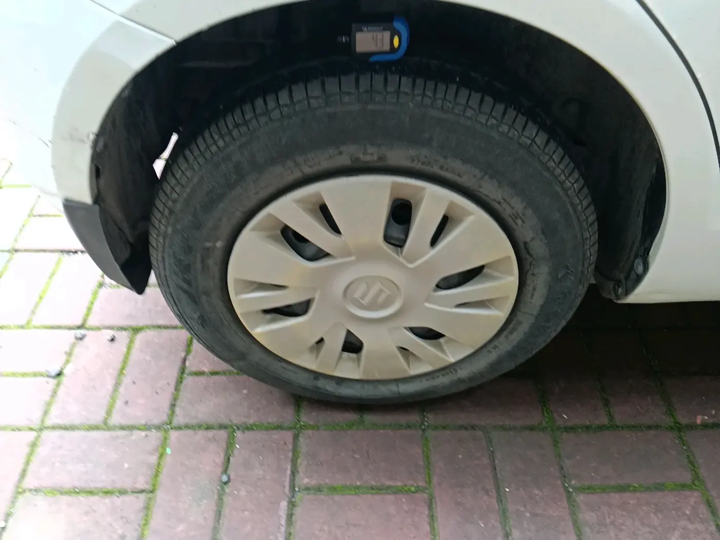 2012 Maruti Swift VXI, Petrol, Manual, 25,697 km, tyre