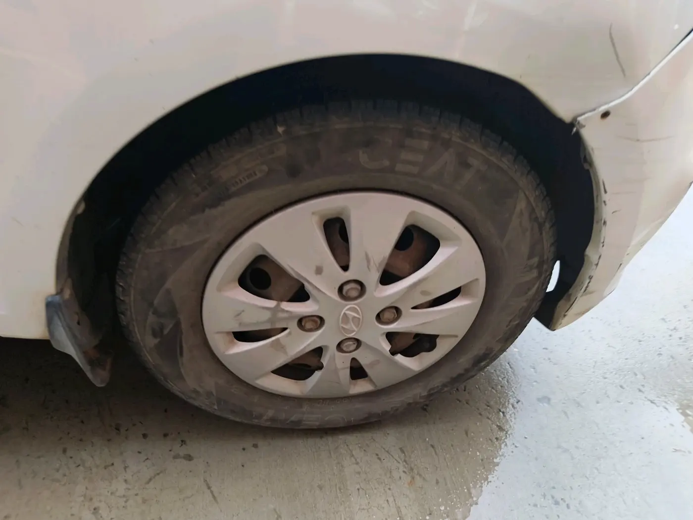 2011 Hyundai i10 MAGNA 1.1, Petrol, Manual, 87,226 km, tyre