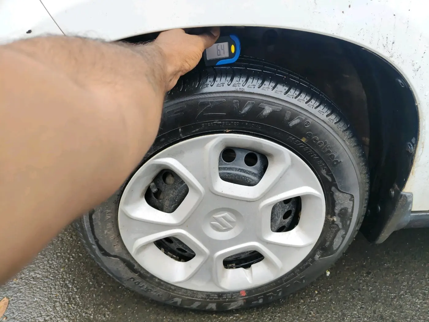 2023 Maruti S PRESSO VXI S-CNG, CNG, Manual, 39,117 km, tyre