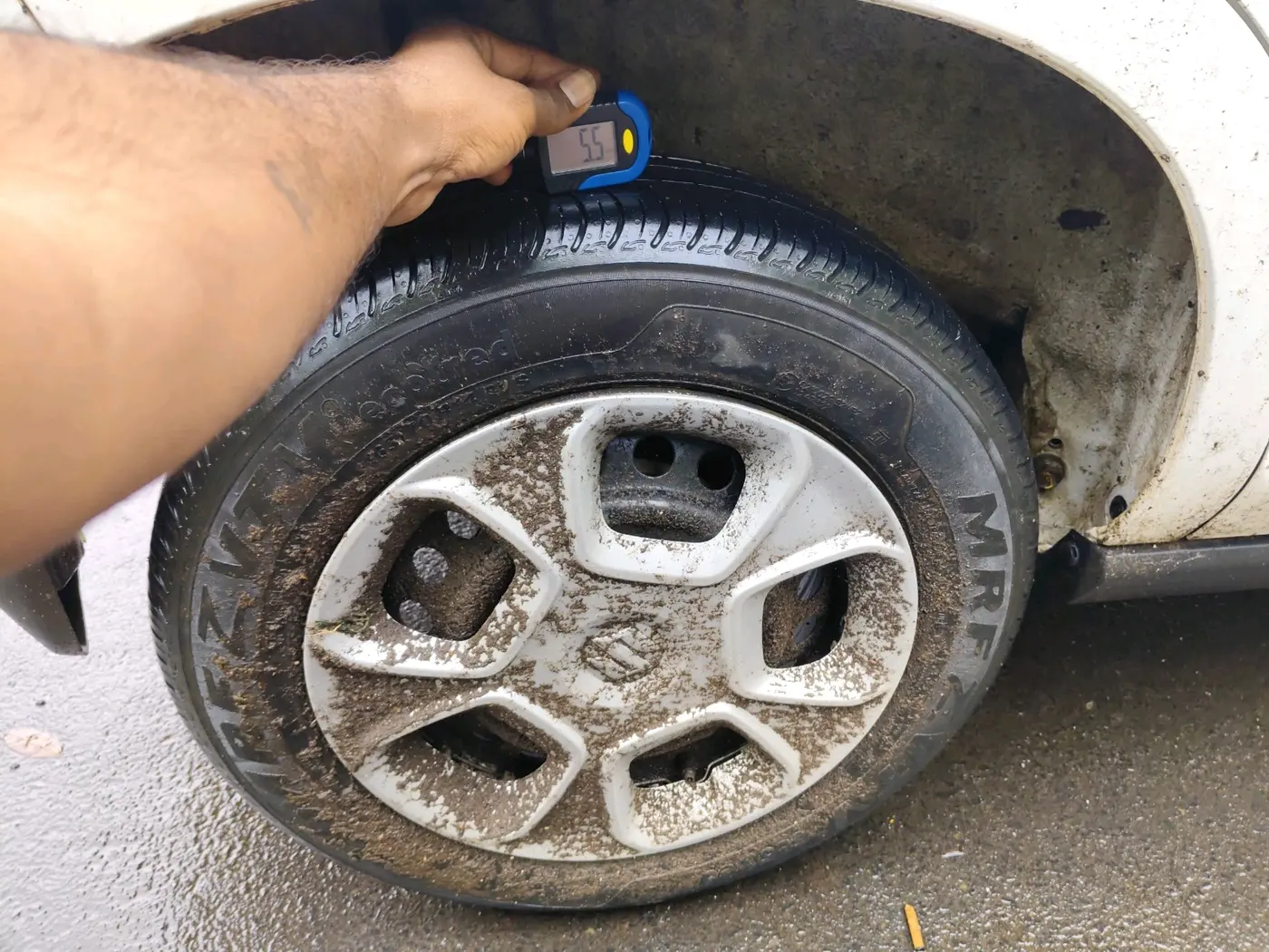 2023 Maruti S PRESSO VXI S-CNG, CNG, Manual, 39,117 km, tyre
