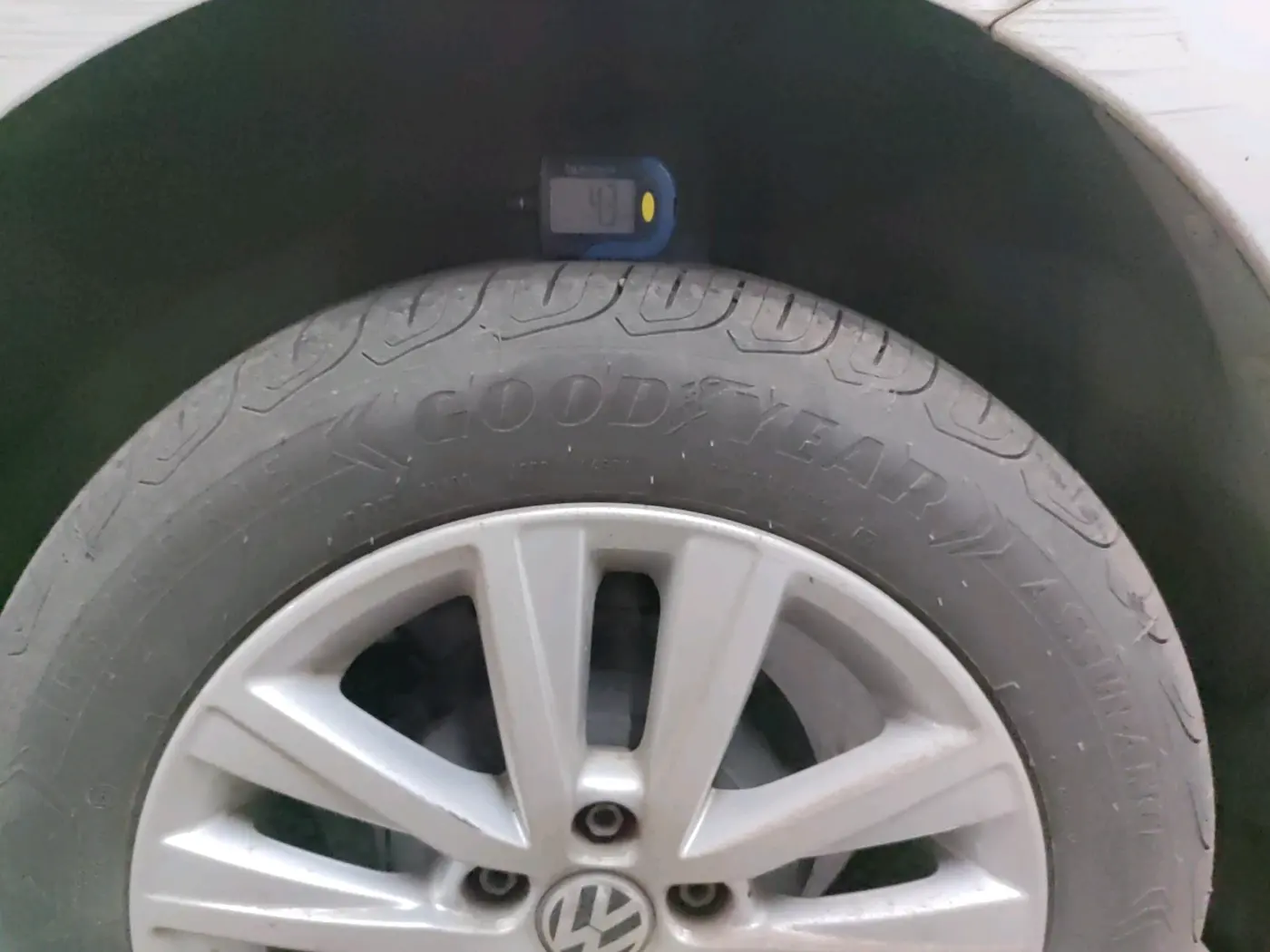 2015 Volkswagen Polo GT TSI AT, Petrol, Automatic, 62,199 km, tyre