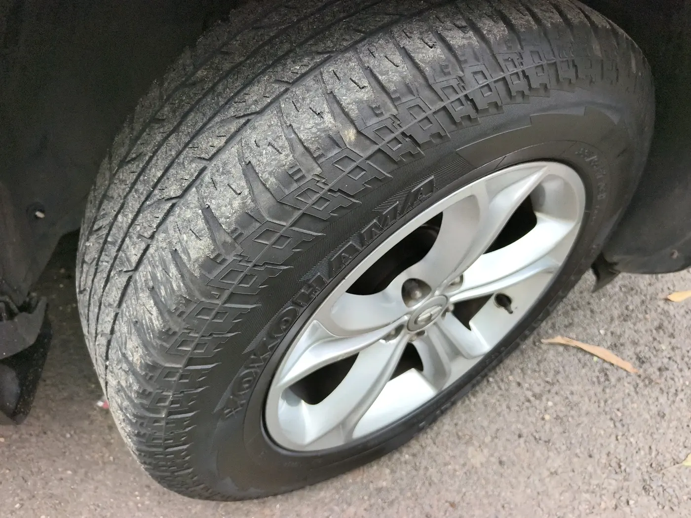 2022 Tata Harrier XT 2.0L KRYOTEC, Diesel, Manual, 98,259 km, tyre