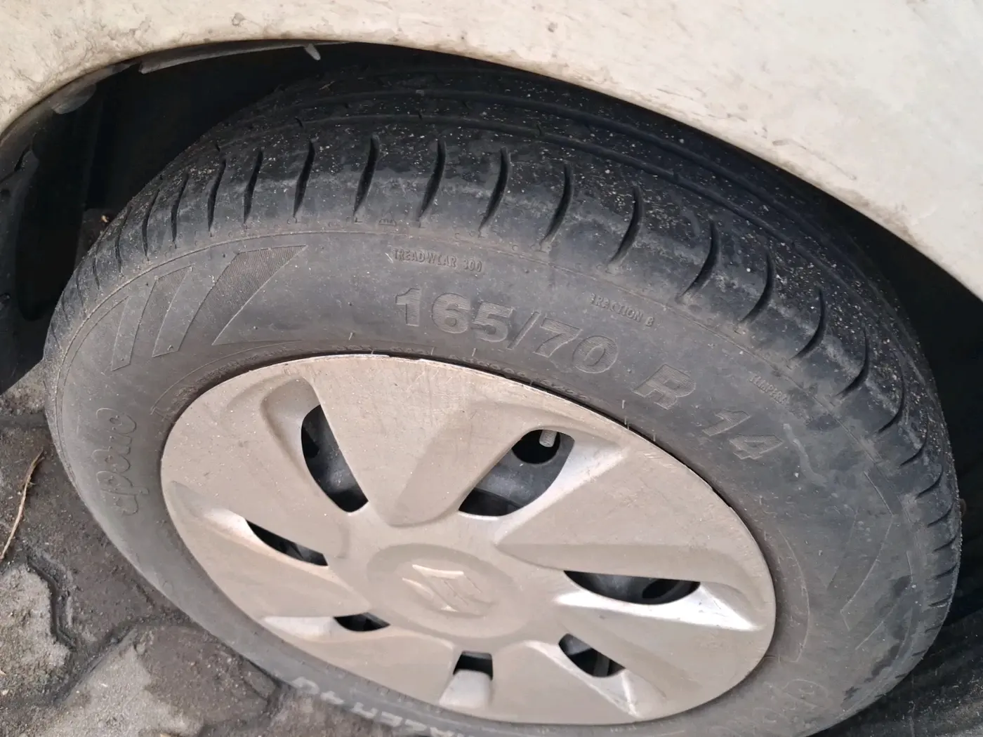 2017 Maruti Celerio VXI, Petrol, Manual, 77,969 km, tyre
