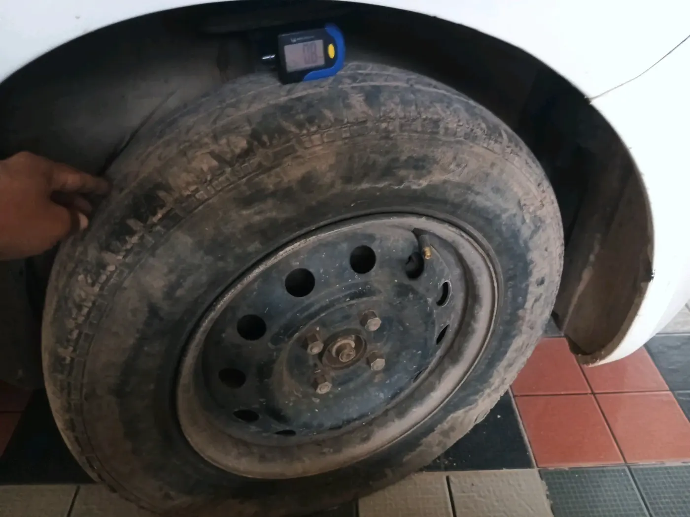 2012 Maruti Ritz VXI, Petrol, Manual, 1 km, tyre