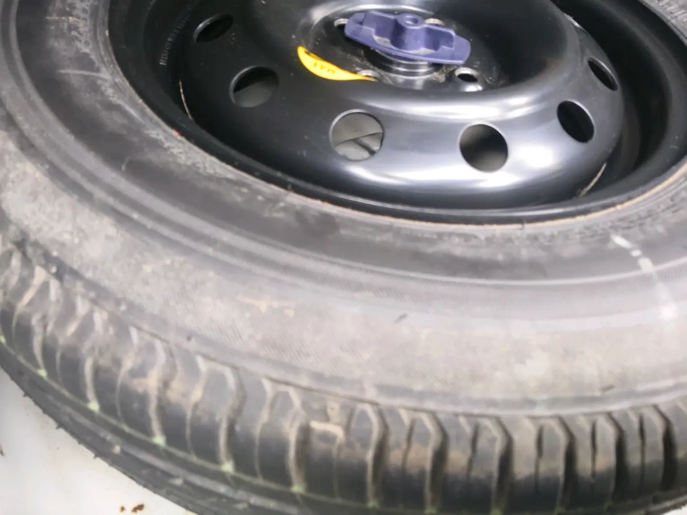2019 Maruti Dzire ZXI PLUS, Petrol, Manual, 46,913 km, tyre