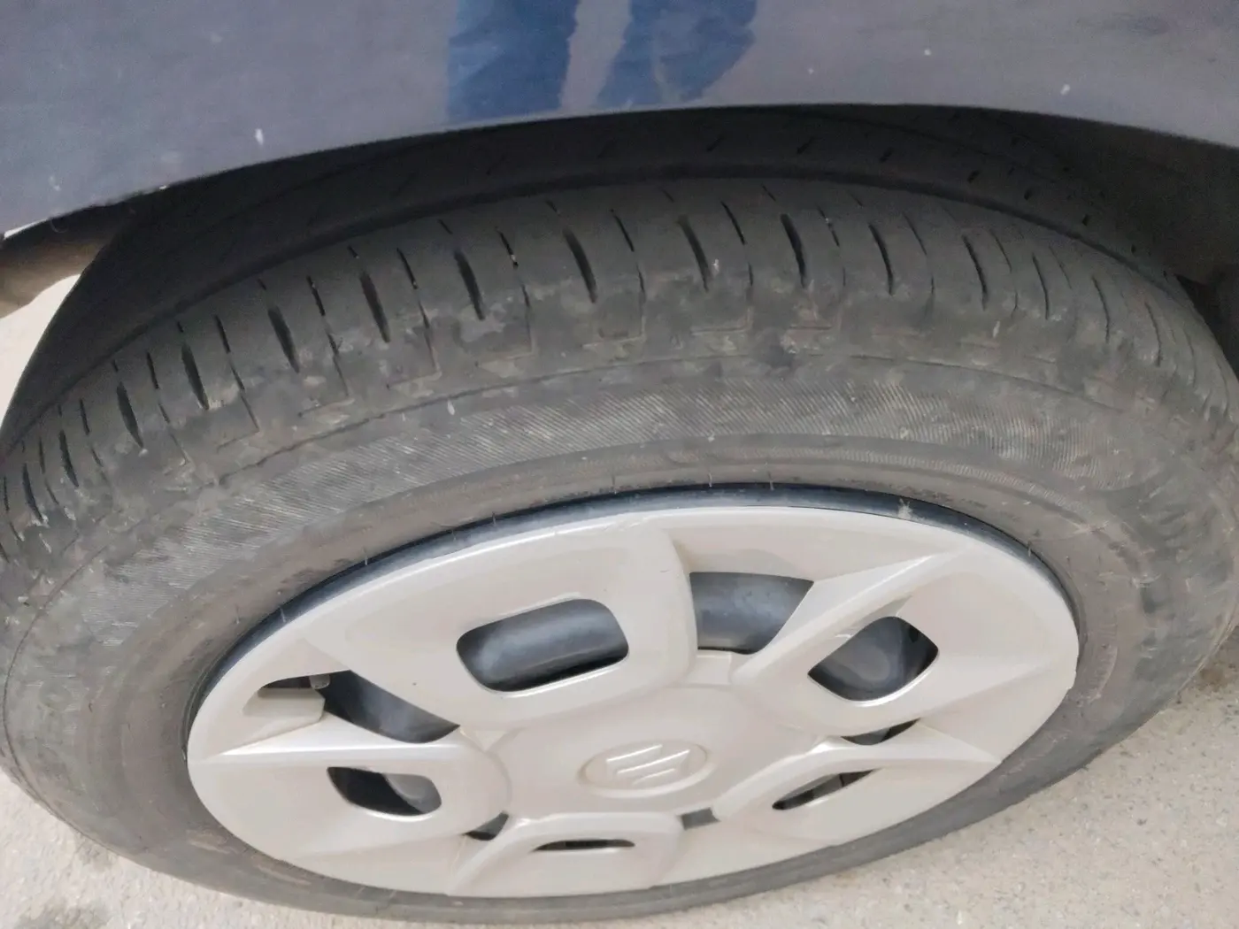 2019 Maruti IGNIS DELTA 1.2, Petrol, Manual, 42,874 km, tyre