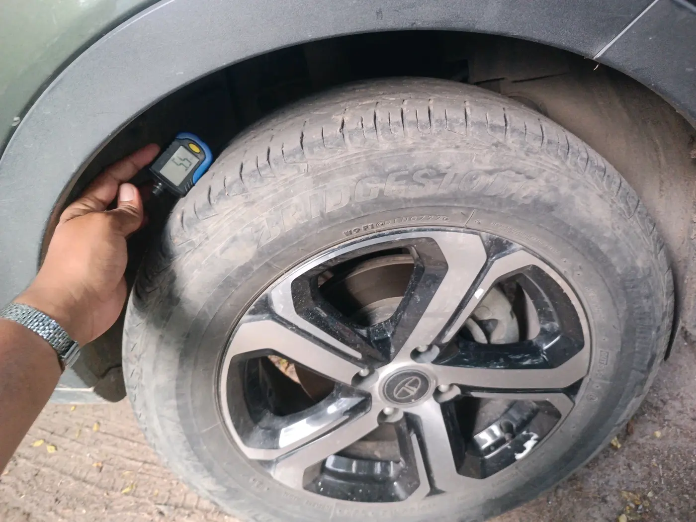 2022 Tata NEXON XZ PLUS PETROL, Petrol, Manual, 40,917 km, tyre