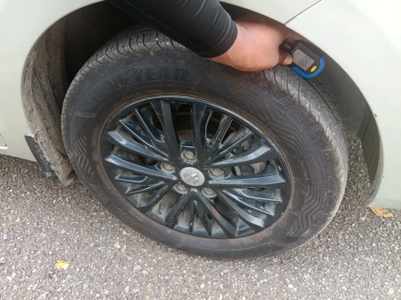 2021 Maruti Ertiga VXI CNG, CNG, Manual, 1,11,242 km, tyre