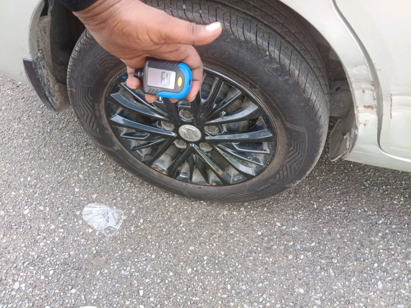 2021 Maruti Ertiga VXI CNG, CNG, Manual, 1,11,242 km, tyre