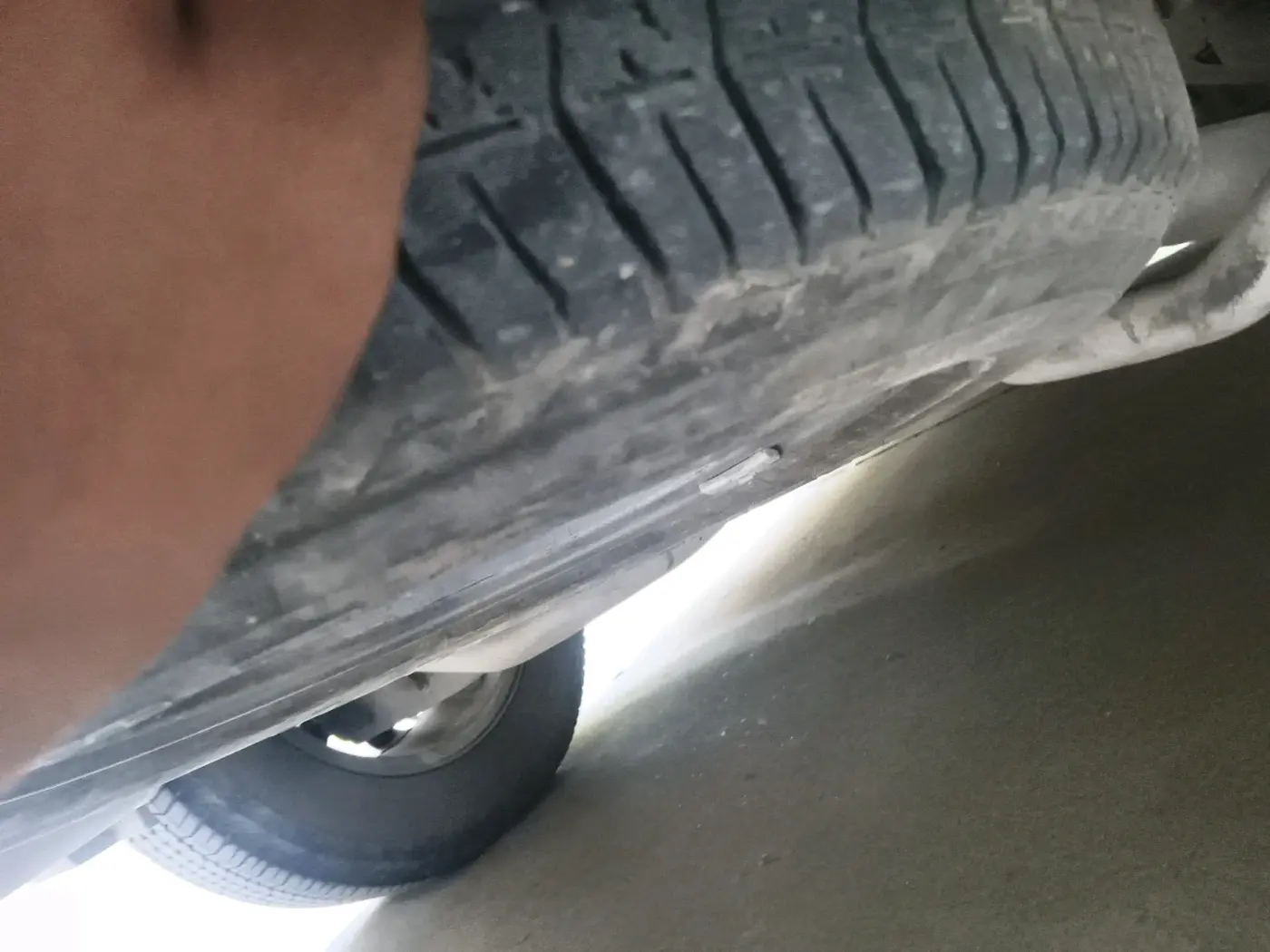 2018 Mahindra XUV500 W10, Diesel, Manual, 92,039 km, tyre