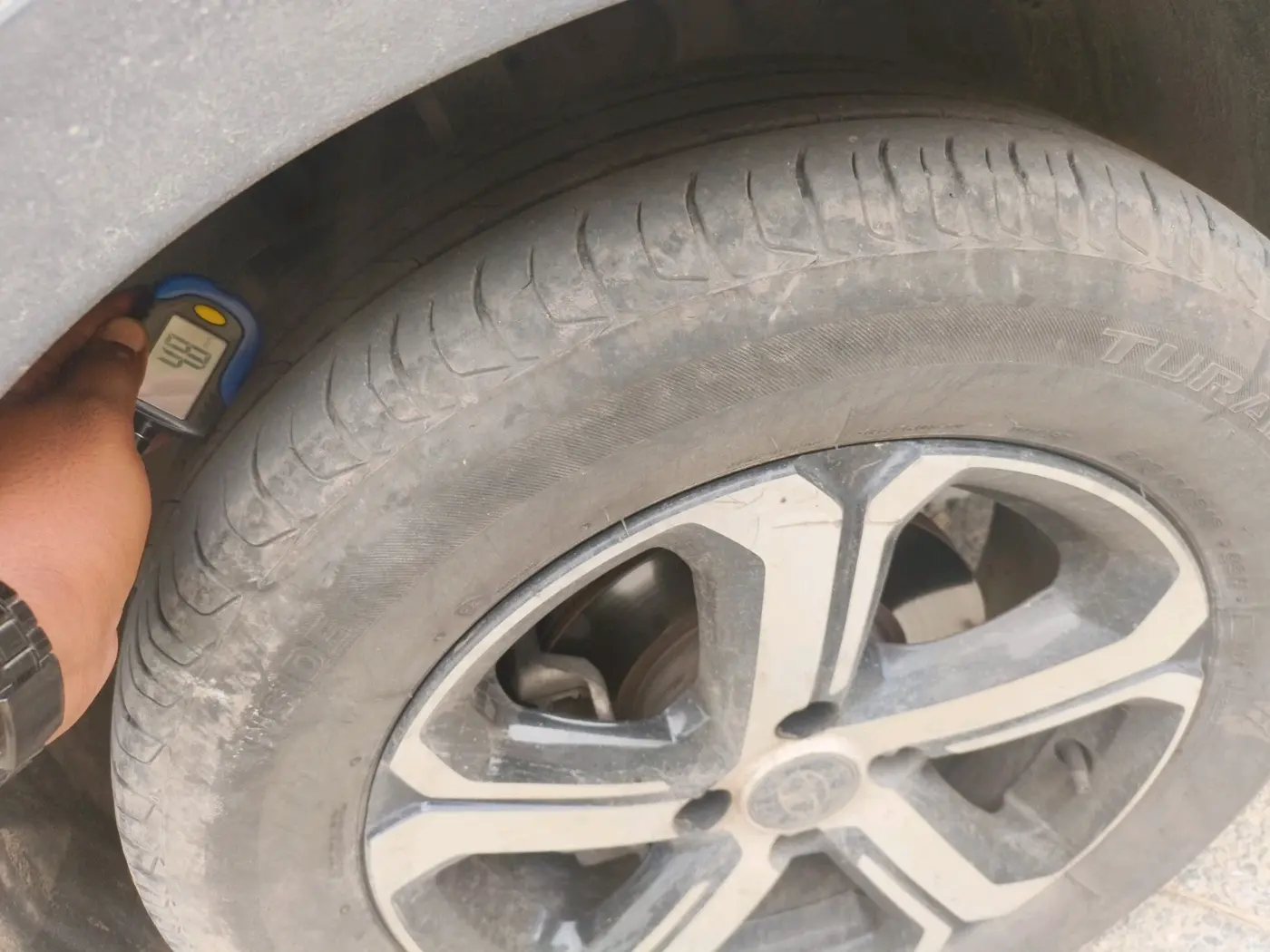 2021 Tata NEXON XZA PLUS PETROL, Petrol, Automatic, 82,421 km, tyre