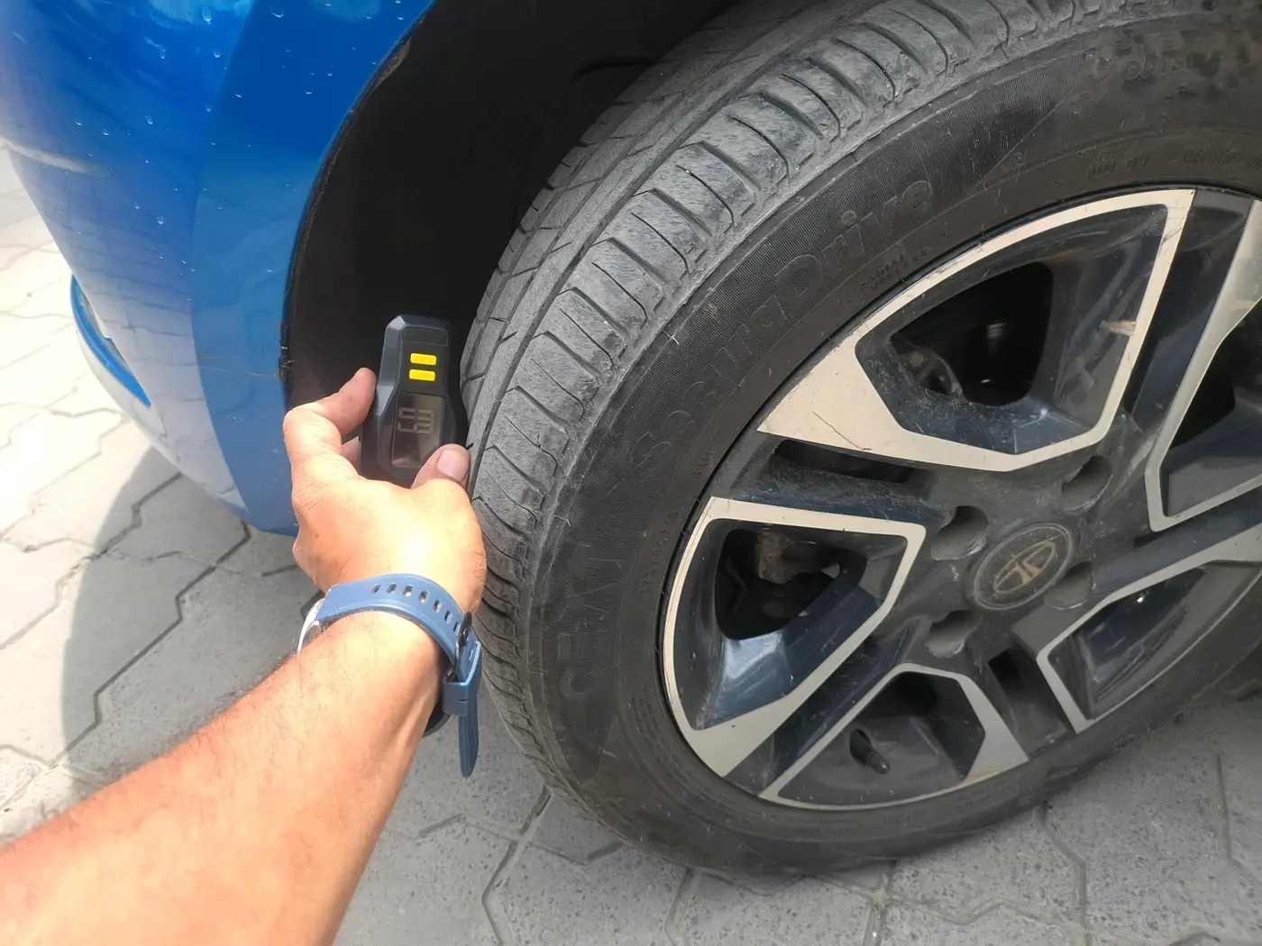 2019 Tata Tiago XZ PLUS PETROL, Petrol, Manual, 41,720 km, tyre
