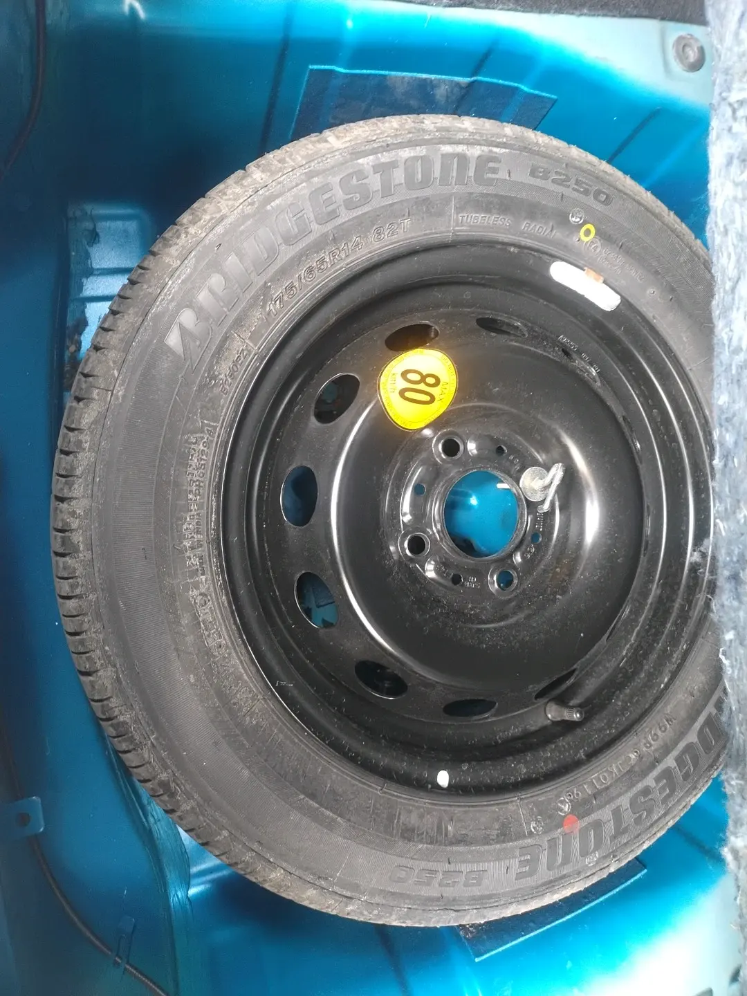 2019 Tata Tiago XZ PLUS PETROL, Petrol, Manual, 41,720 km, tyre