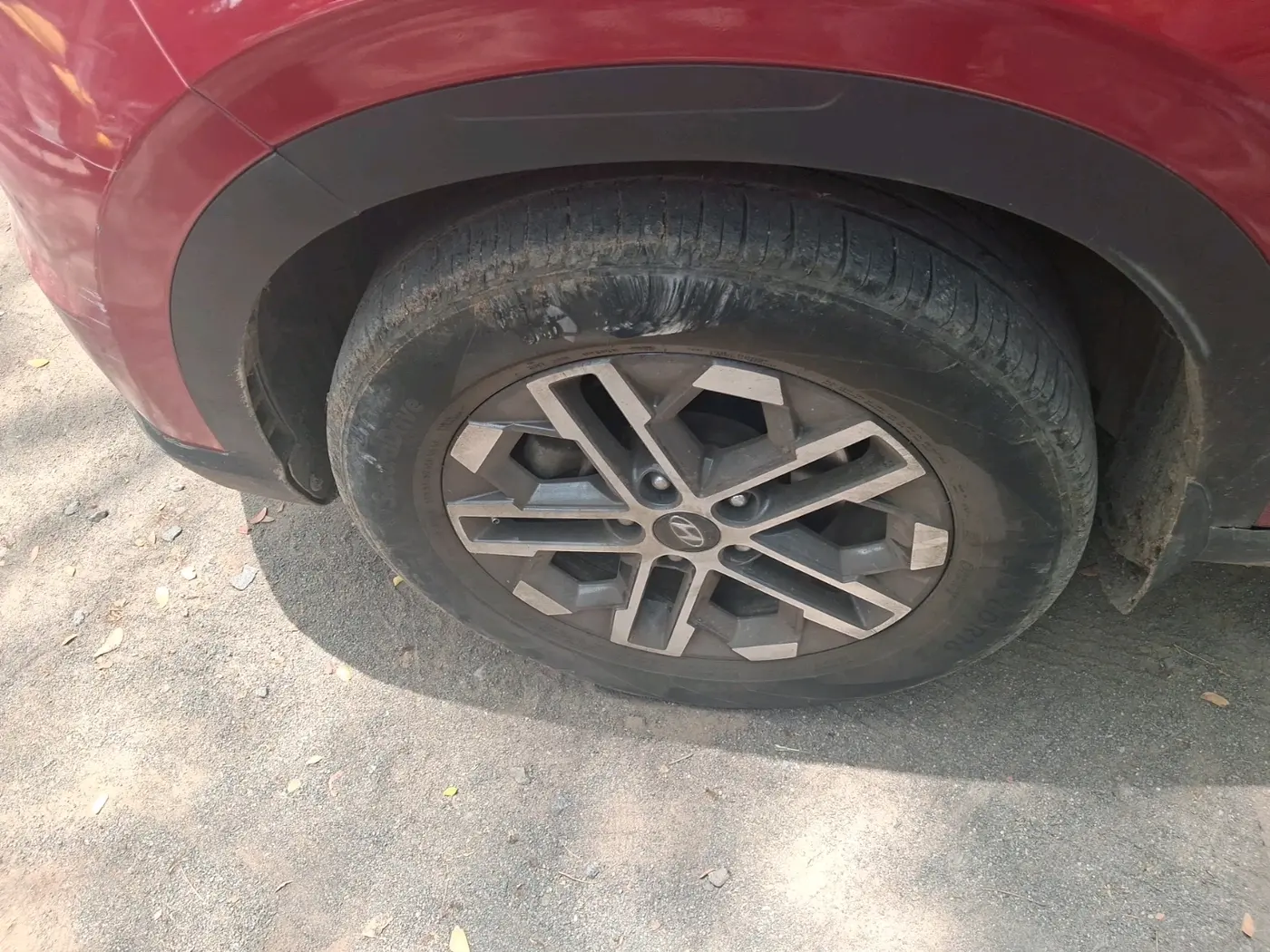 2023 Hyundai VENUE SX (O) 1.0 TURBO DCT, Petrol, Automatic, 37,822 km, tyre