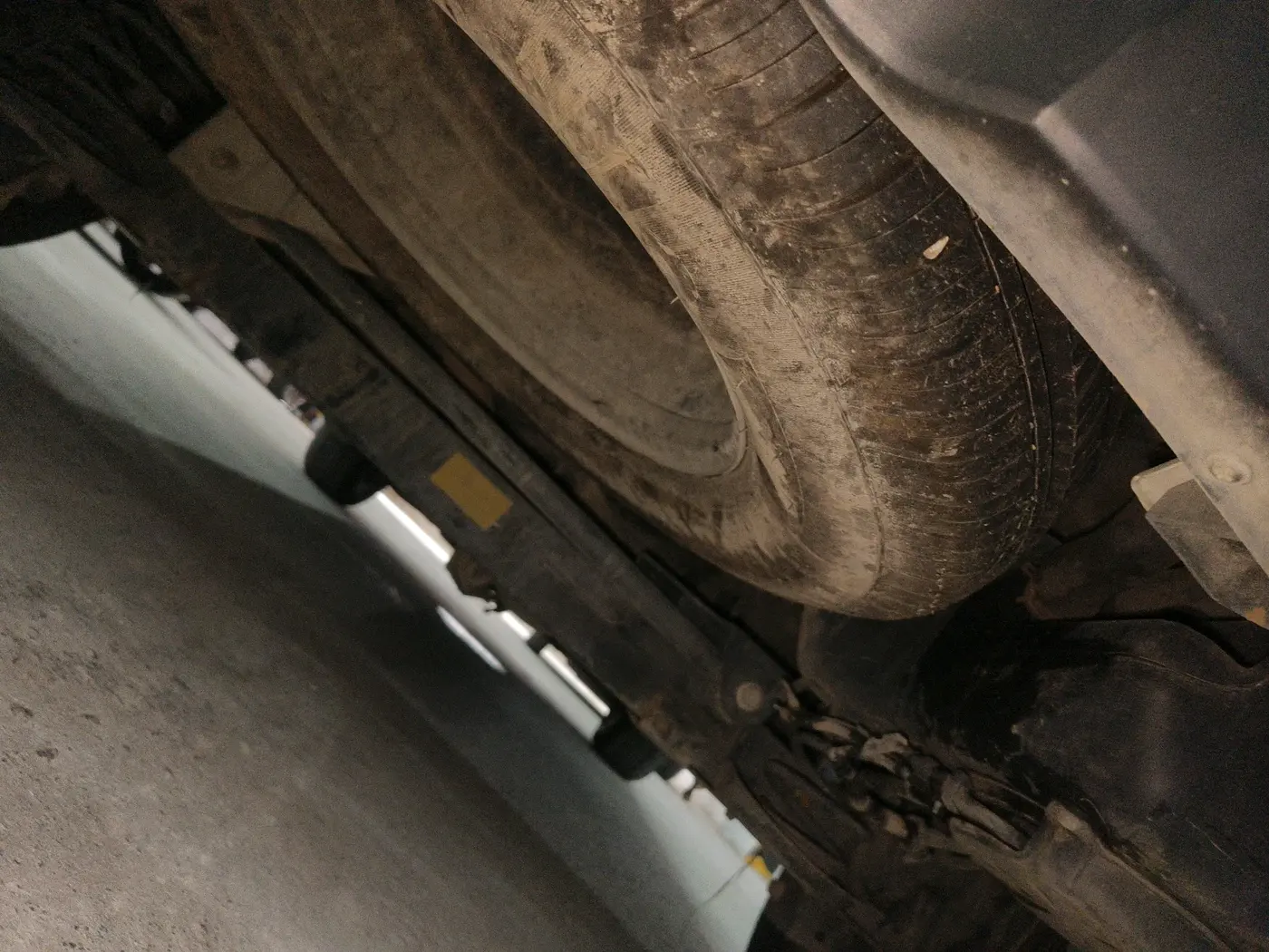 2021 Tata Harrier XZ PLUS 2.0L, Diesel, Manual, 1,32,710 km, tyre