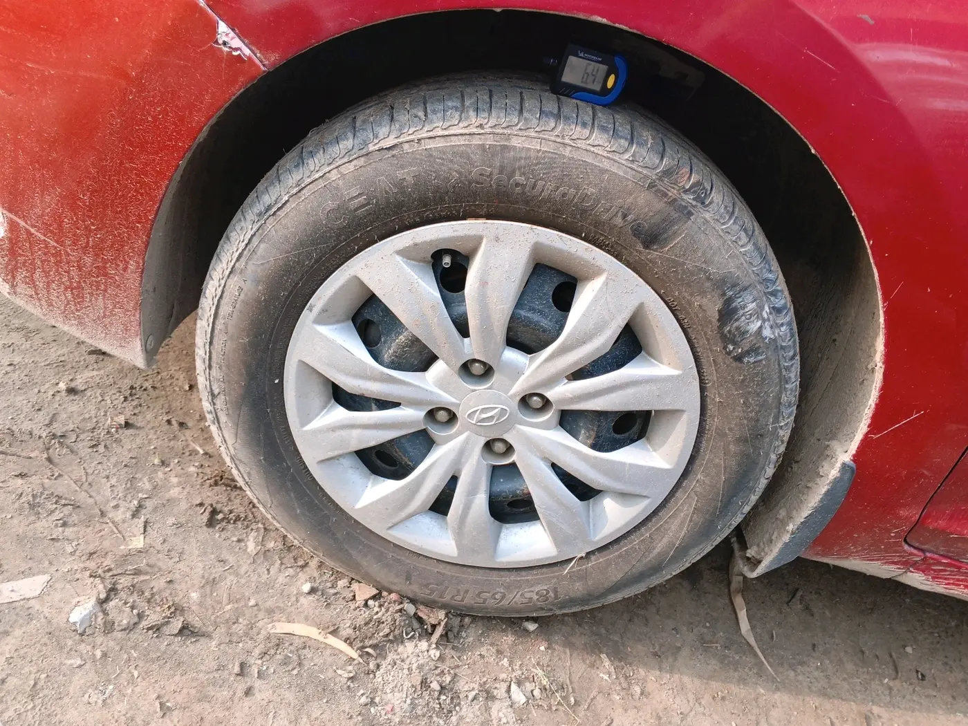 2017 Hyundai Verna 1.6 EX CRDI, Diesel, Manual, 33,443 km, tyre