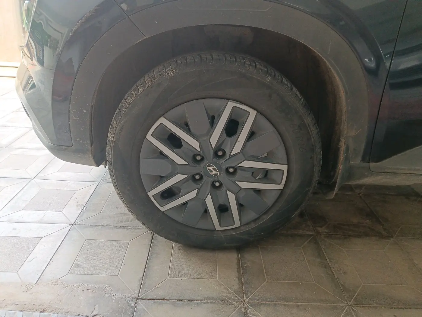 2022 Hyundai VENUE SX 1.5 CRDI, Diesel, Manual, 88,694 km, tyre