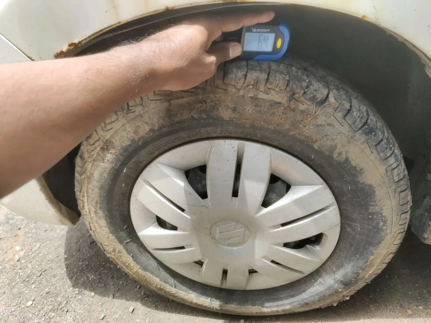2018 Maruti Alto 800 LXI, Petrol, Manual, 27,098 km, tyre