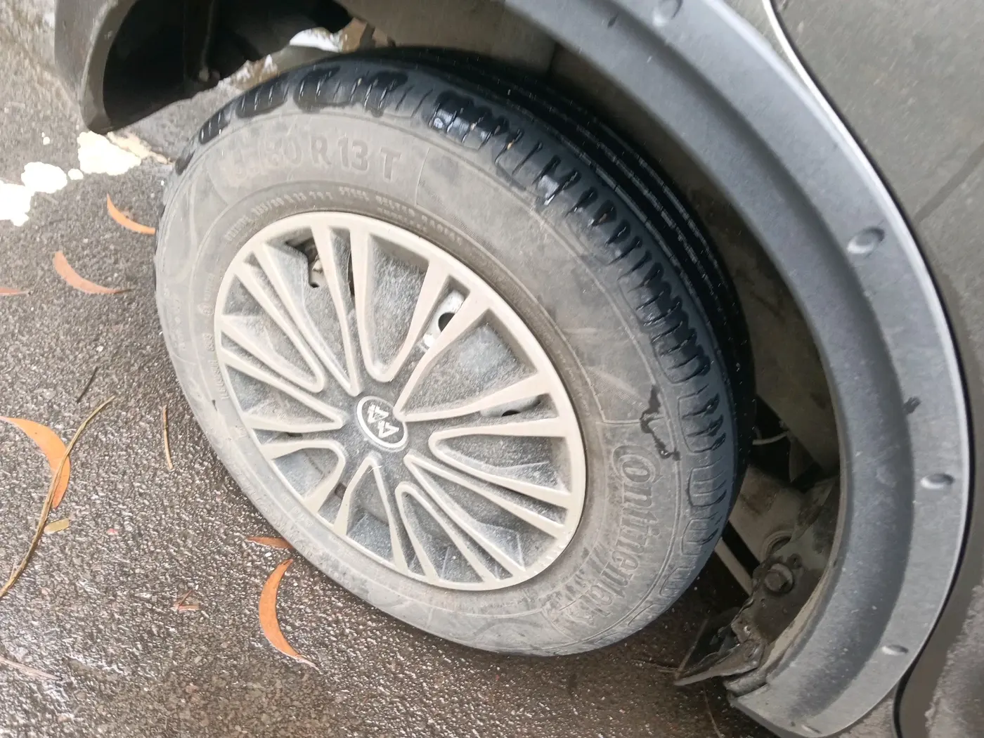 2019 Maruti New Wagon-R LXI CNG (O) 1.0, CNG, Manual, 1,69,863 km, tyre