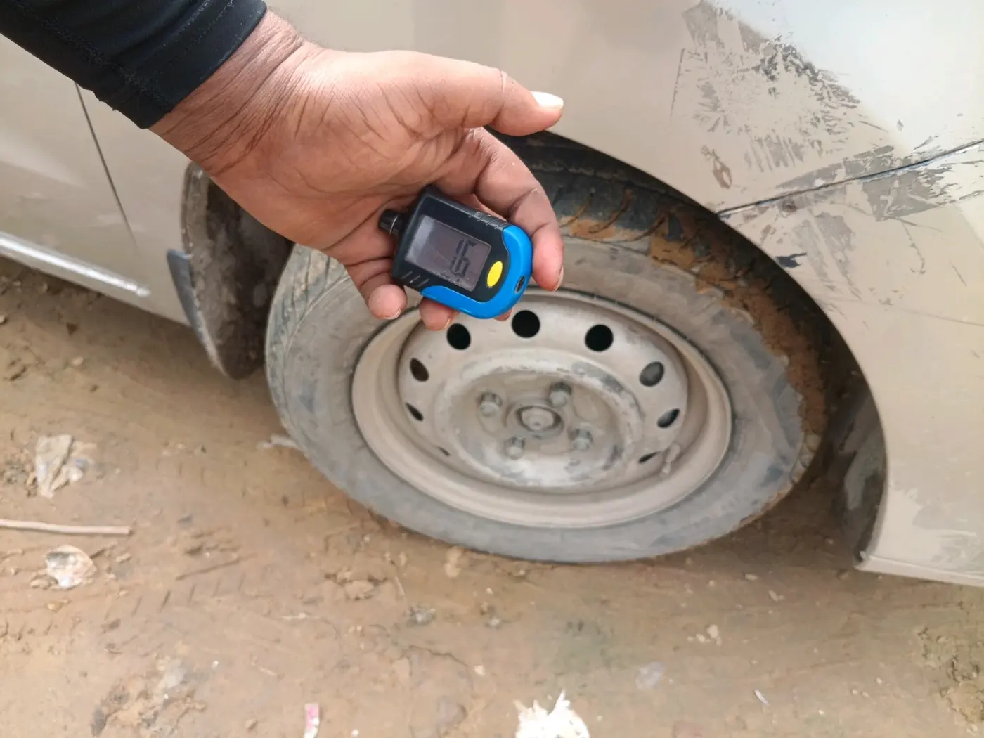 2012 Maruti Wagon R 1.0 LXI CNG, CNG, Manual, 2,89,234 km, tyre