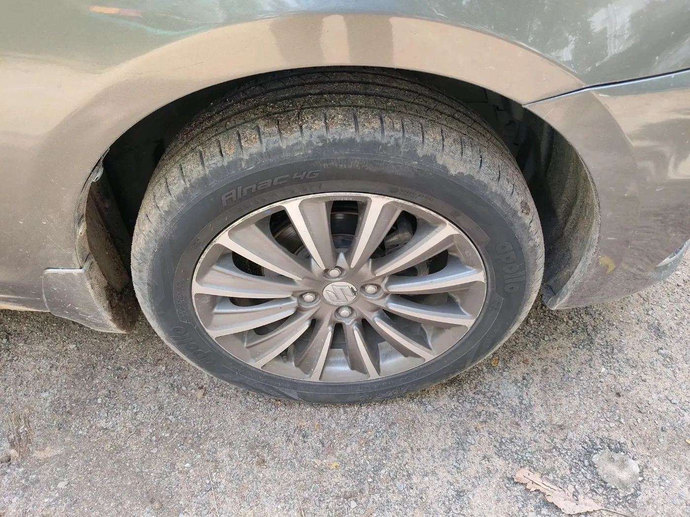 2020 Maruti Ciaz ALPHA 1.5 SHVS PETROL, Petrol, Manual, 73,112 km, tyre