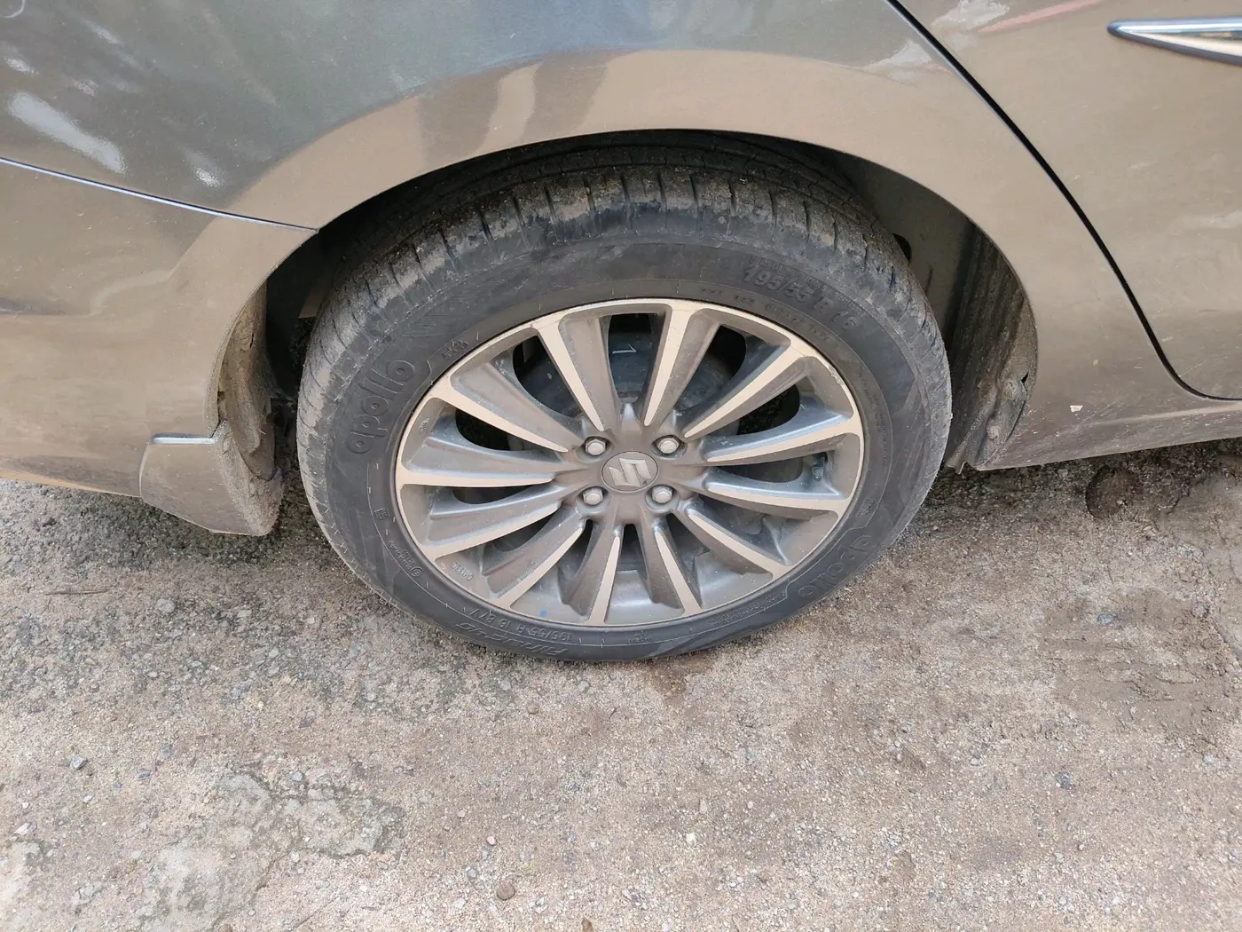 2020 Maruti Ciaz ALPHA 1.5 SHVS PETROL, Petrol, Manual, 73,112 km, tyre