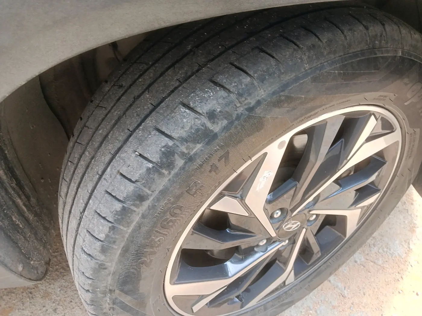 2023 Hyundai Creta SX (O) IVT 1.5 PETROL, Petrol, Automatic, 38,773 km, tyre