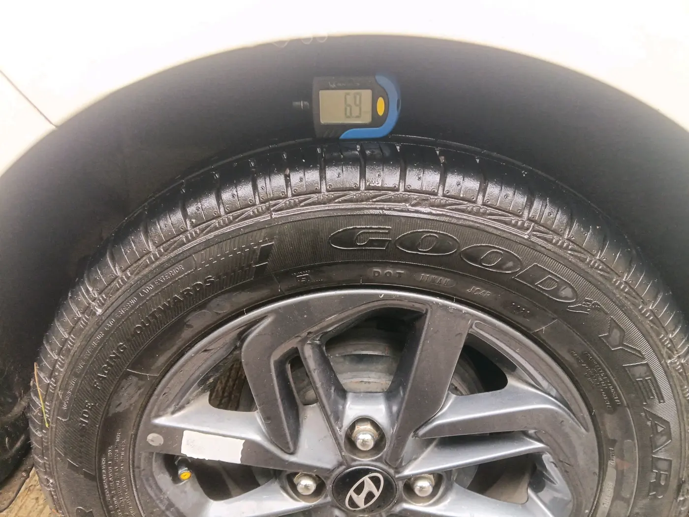2022 Hyundai GRAND I10 NIOS SPORTZ 1.2 KAPPA VTVT CNG, CNG, Manual, 37,529 km, tyre