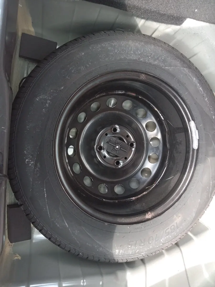 2024 Tata PUNCH PURE MT, Petrol, Manual, 8,629 km, tyre