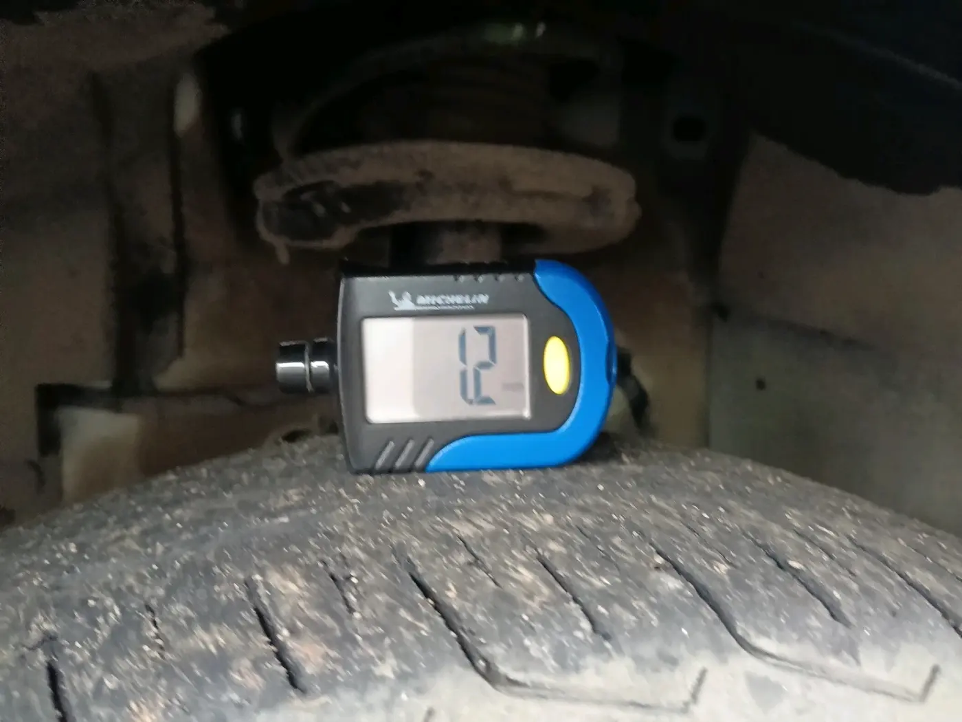 2024 Tata NEXON Pure S 1.2 iCNG, CNG, Manual, 68,458 km, tyre