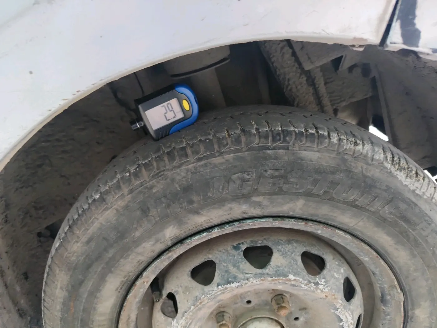 2018 Tata Tiago XZA PETROL, Petrol, Automatic, 60,967 km, tyre