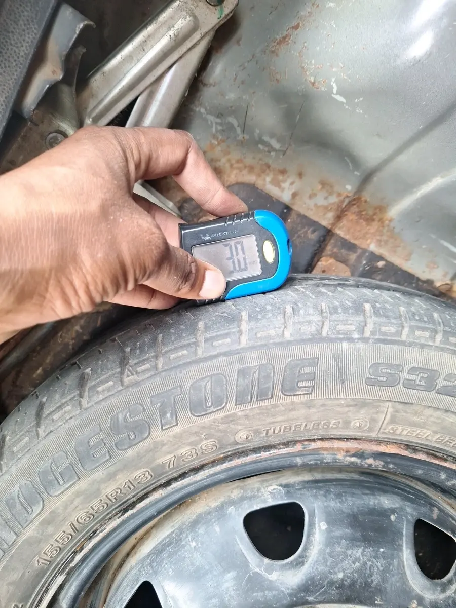 2018 Maruti Alto K10 VXI, Petrol, Manual, 28,859 km, tyre