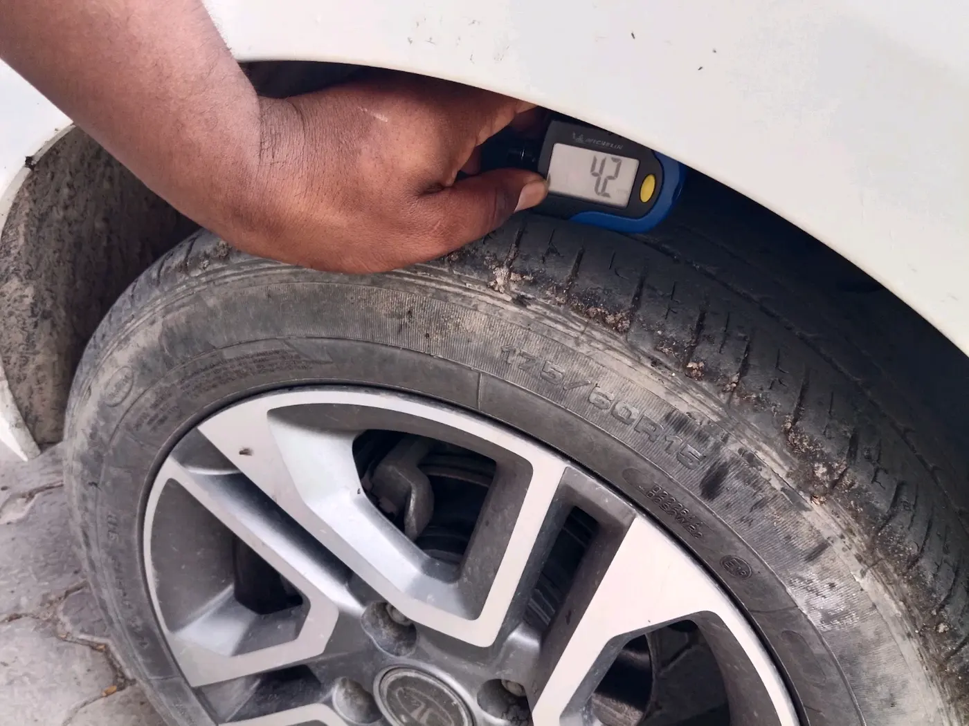 2023 Tata TIGOR XZ PLUS PETROL, Petrol, Manual, 21,002 km, tyre