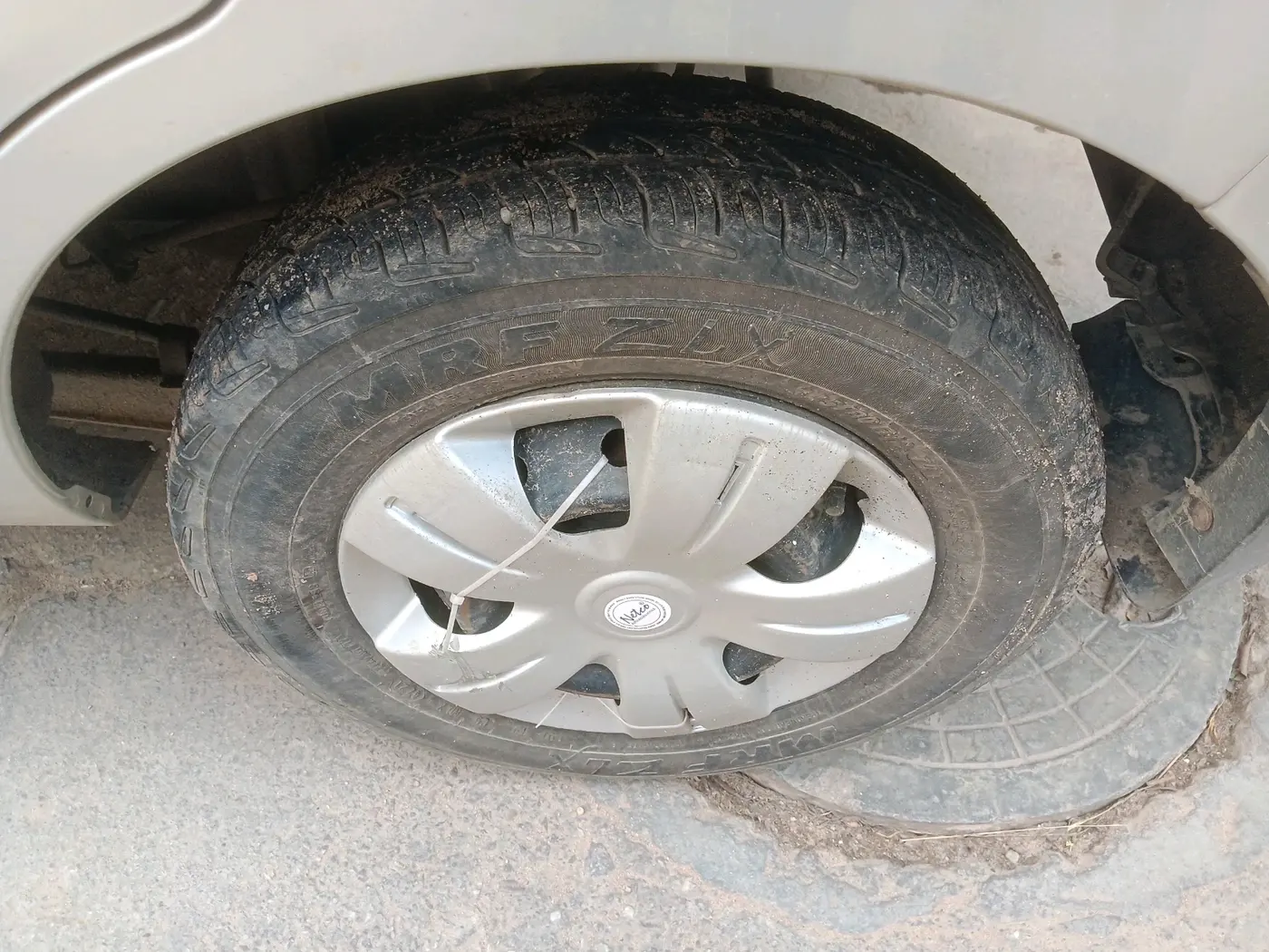 2019 Maruti Alto 800 LXI, Petrol, Manual, 64,778 km, tyre