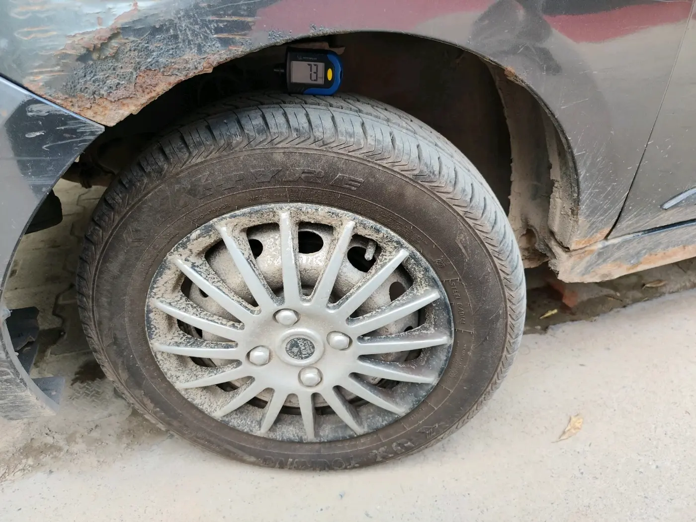 2022 Tata Tiago XT CNG, CNG, Manual, 34,884 km, tyre