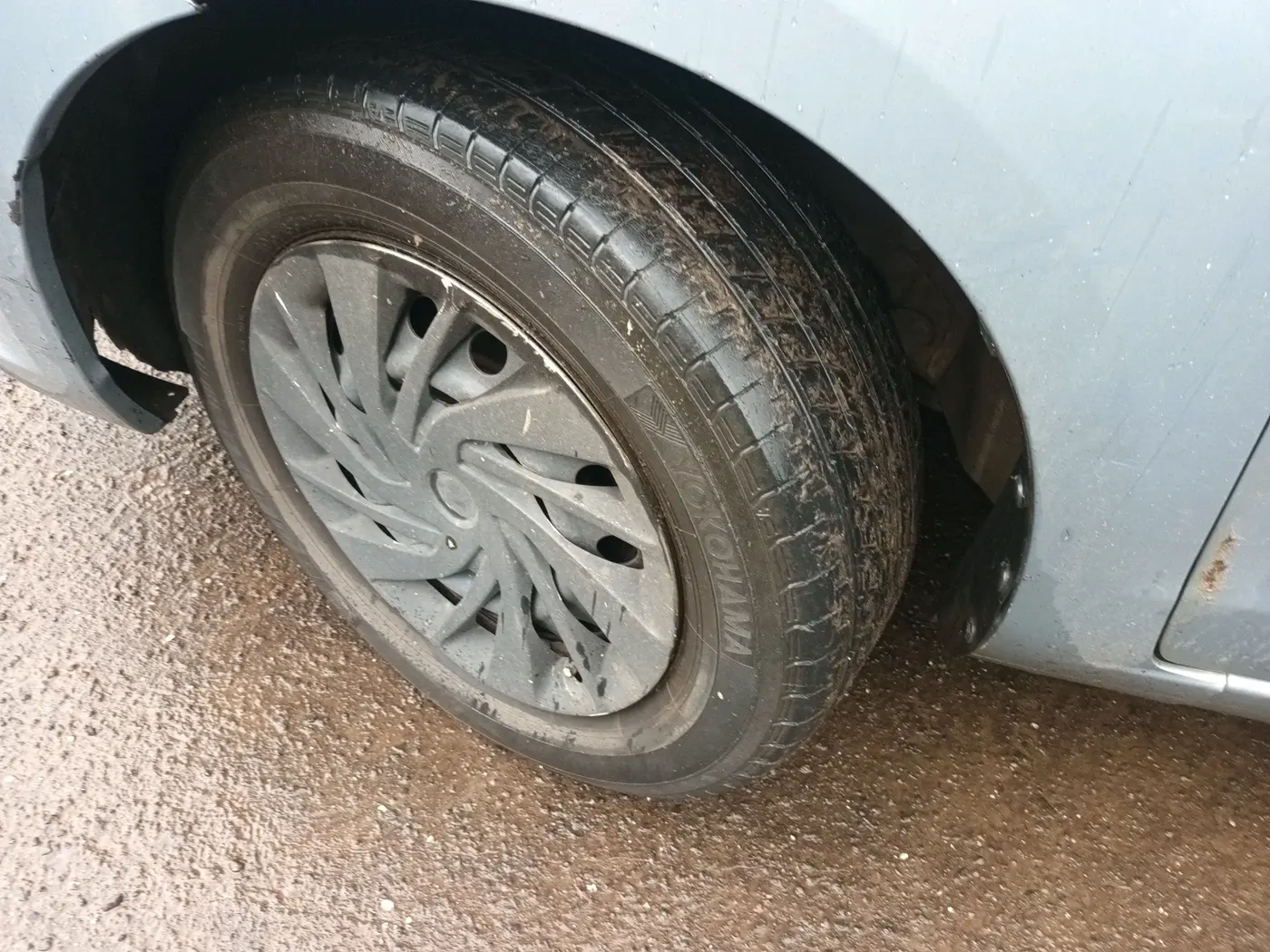 2012 Maruti Ertiga VDI, Diesel, Manual, 1,87,542 km, tyre